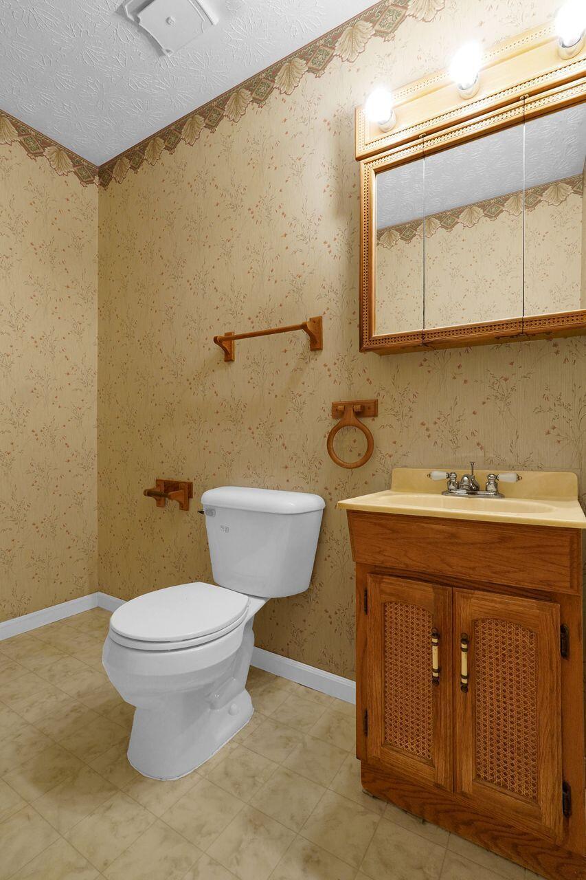 761 County Line Road