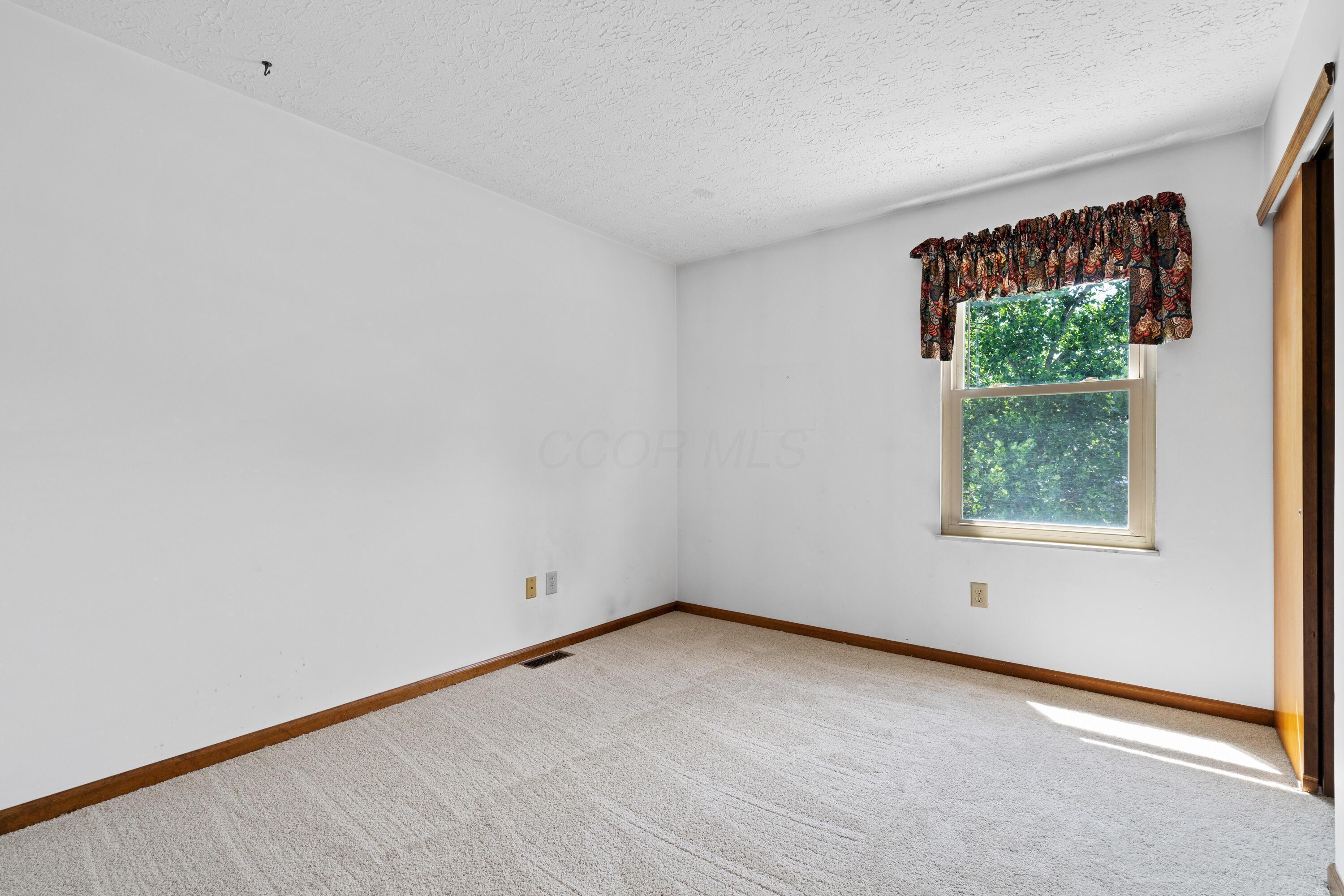 9 Intermeadows Way