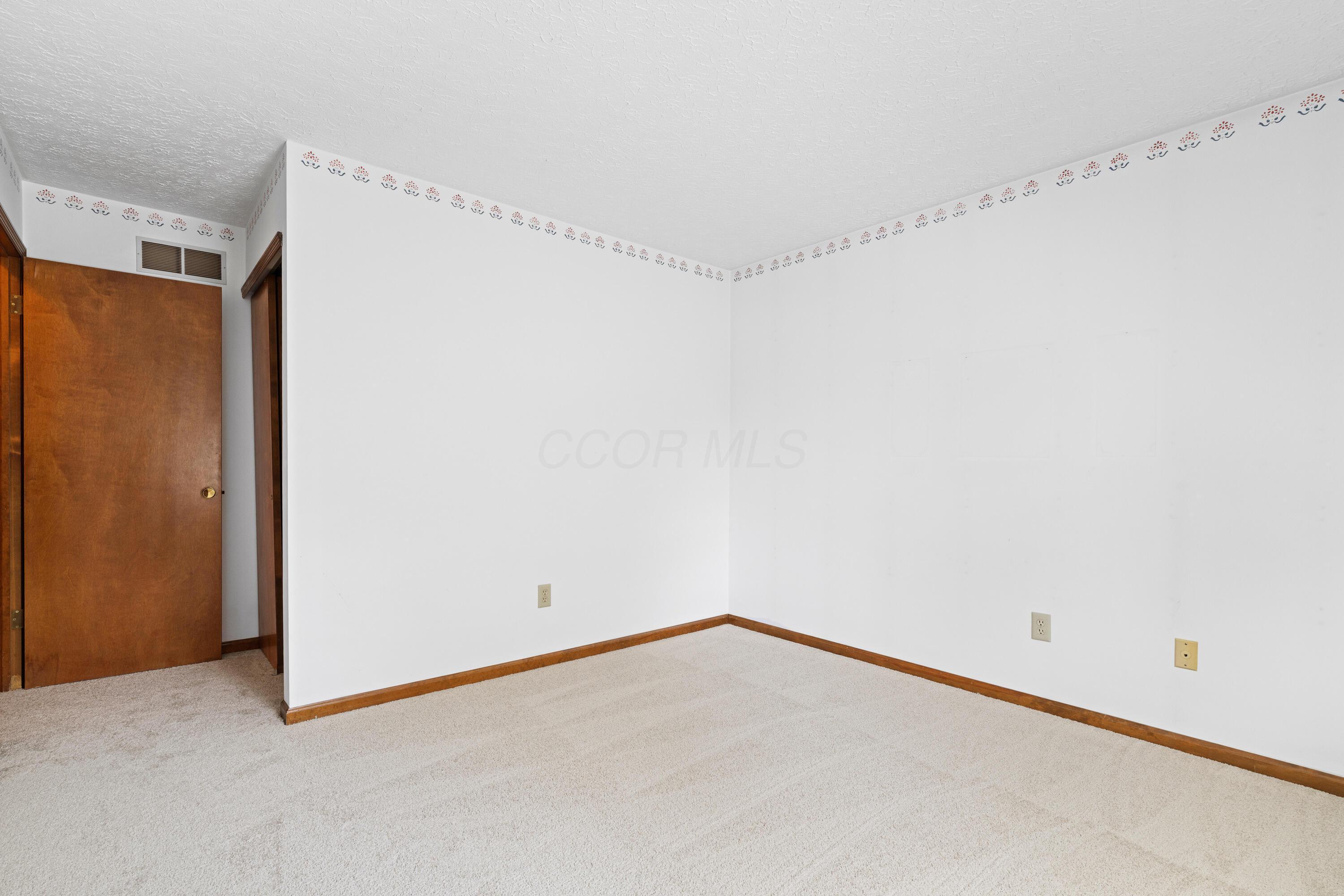 9 Intermeadows Way