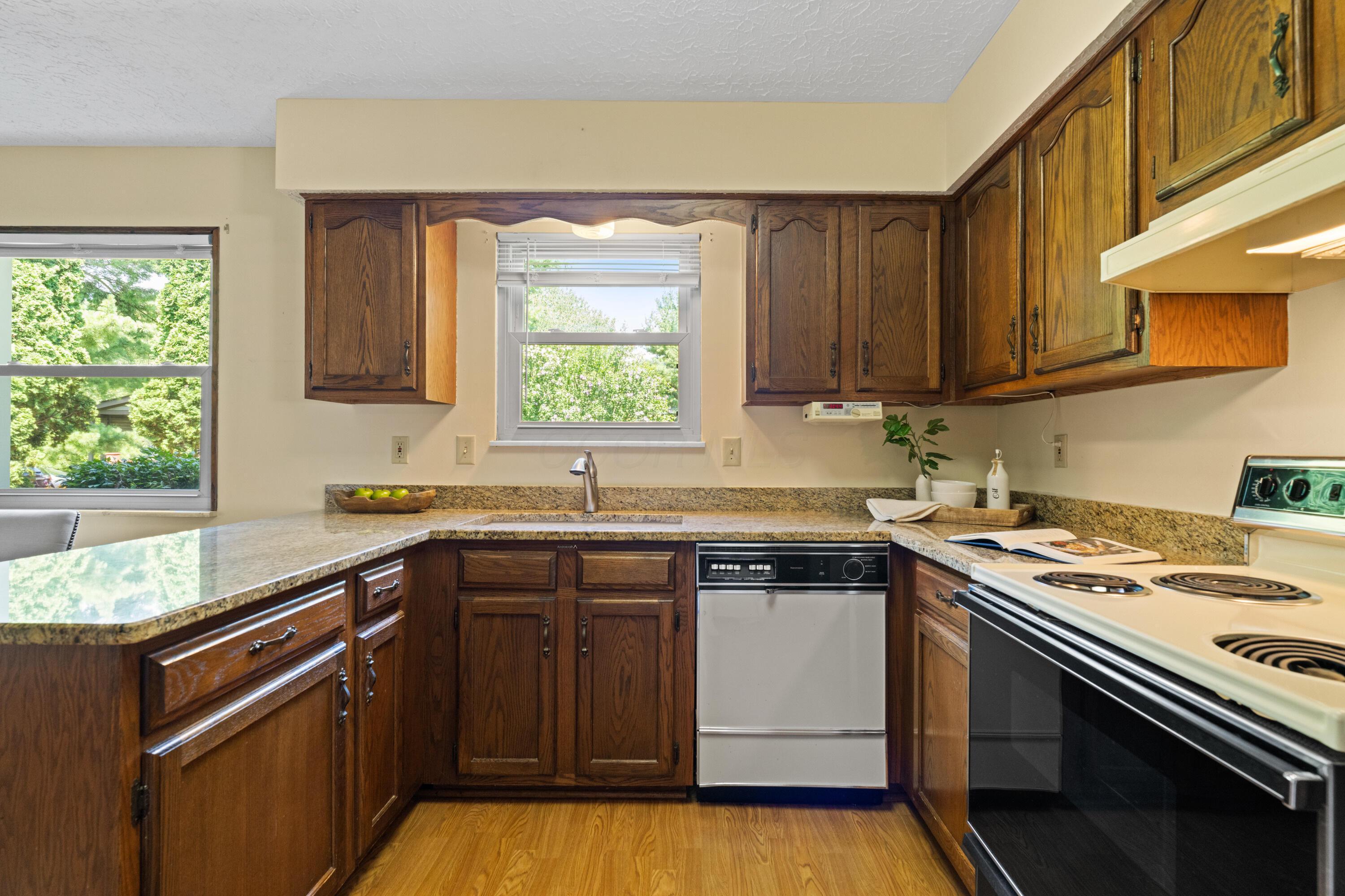 9 Intermeadows Way