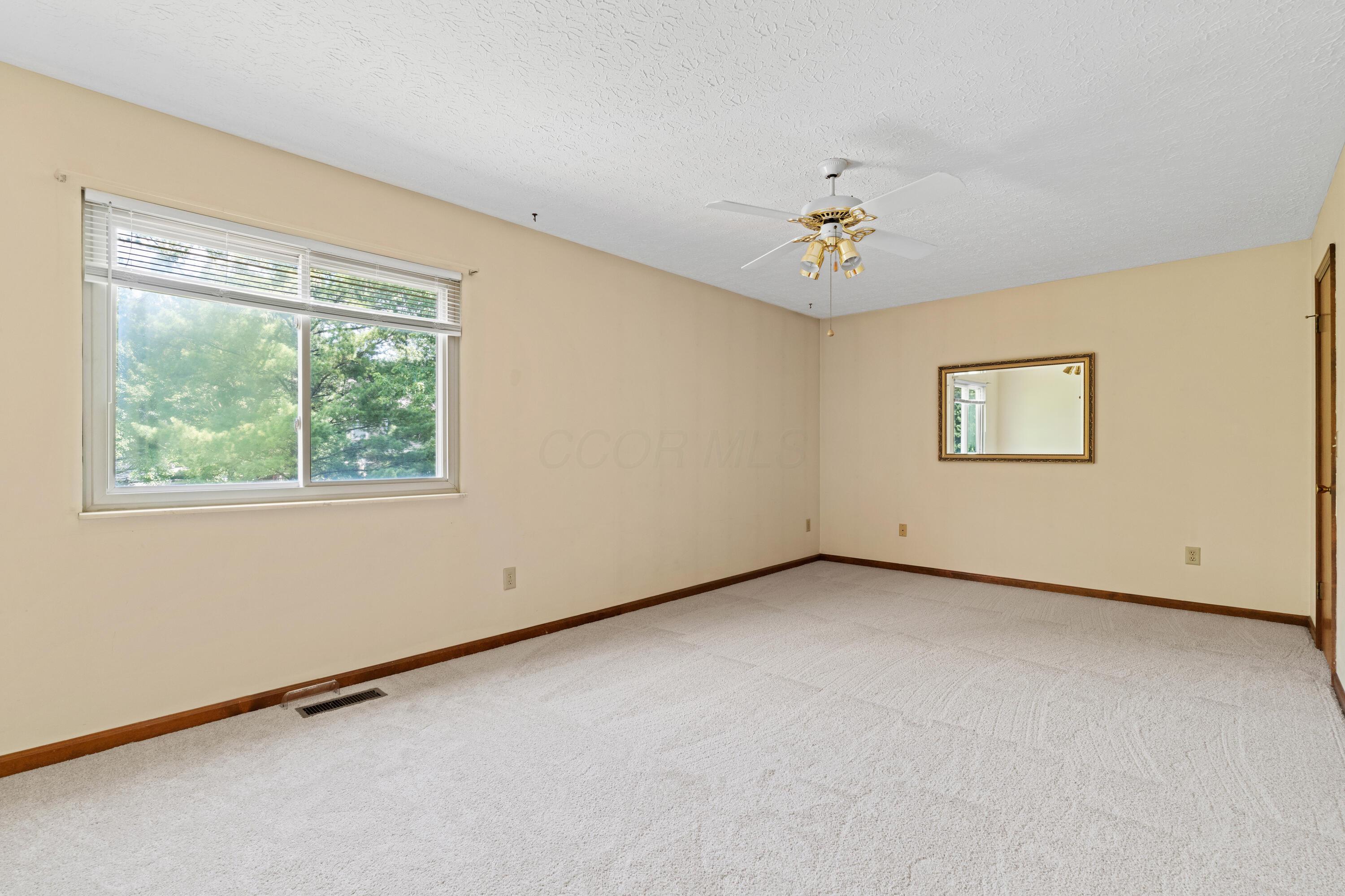 9 Intermeadows Way
