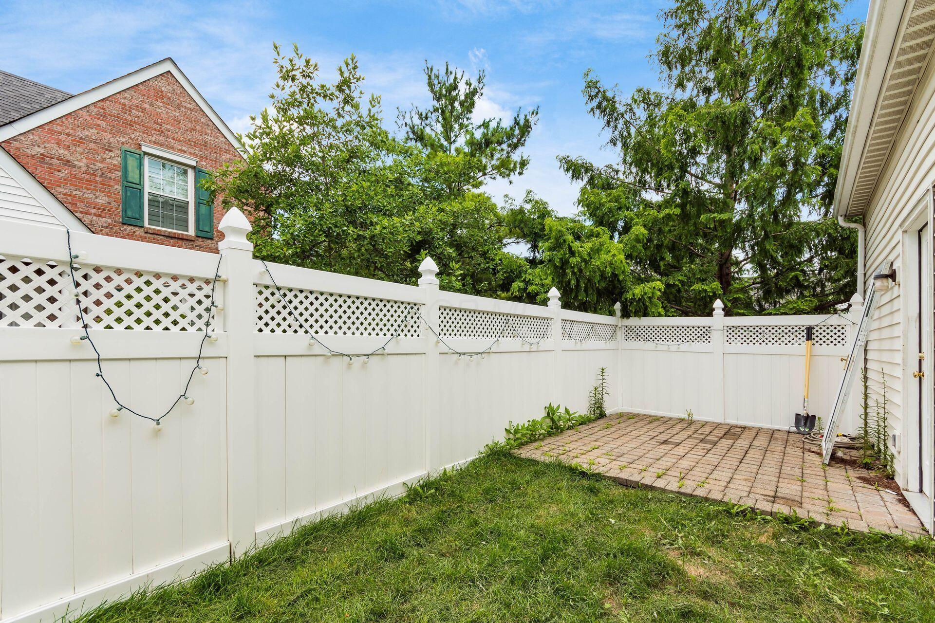 8699 Lazelle Commons Drive