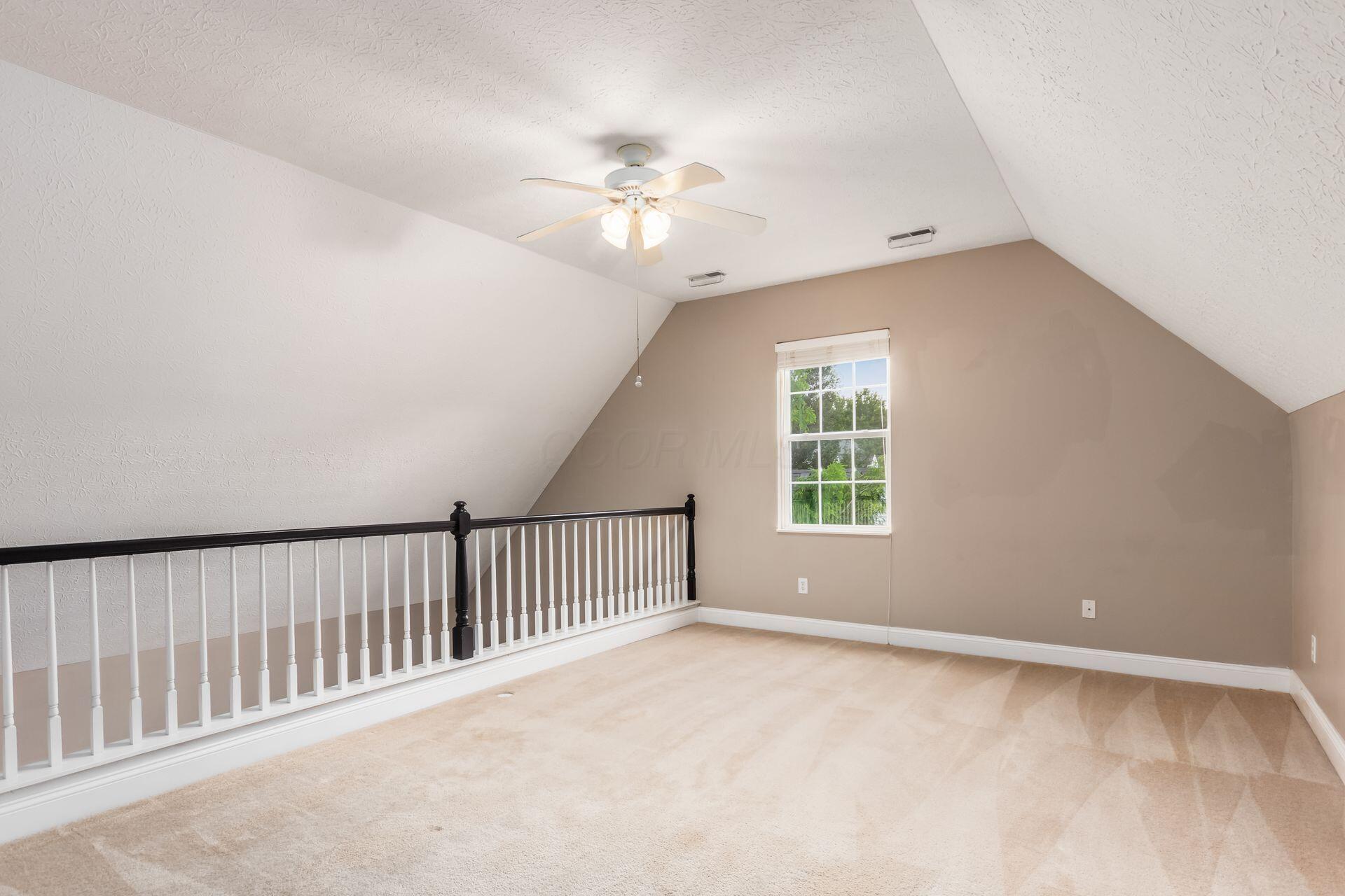 8699 Lazelle Commons Drive