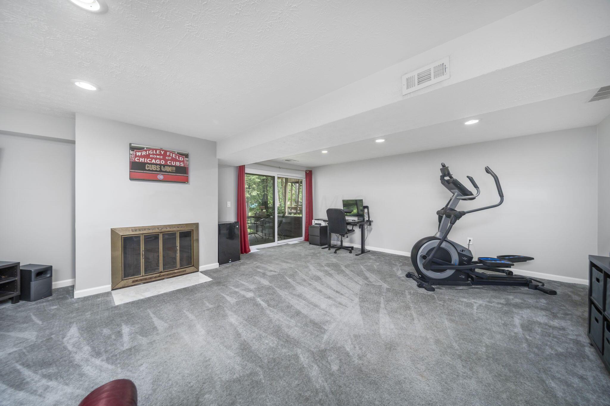 4968 Wintersong Lane, 10