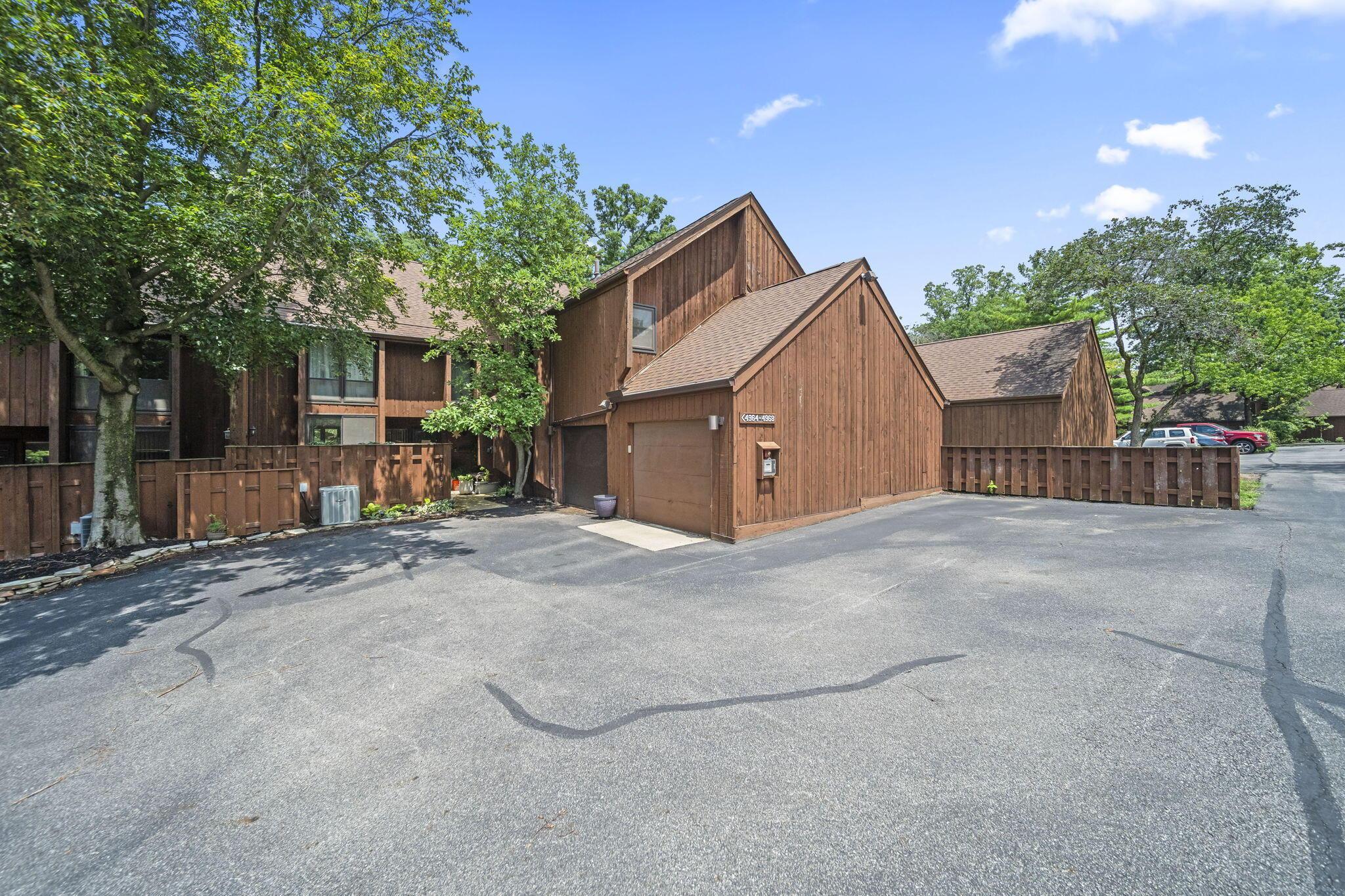 4968 Wintersong Lane, 10