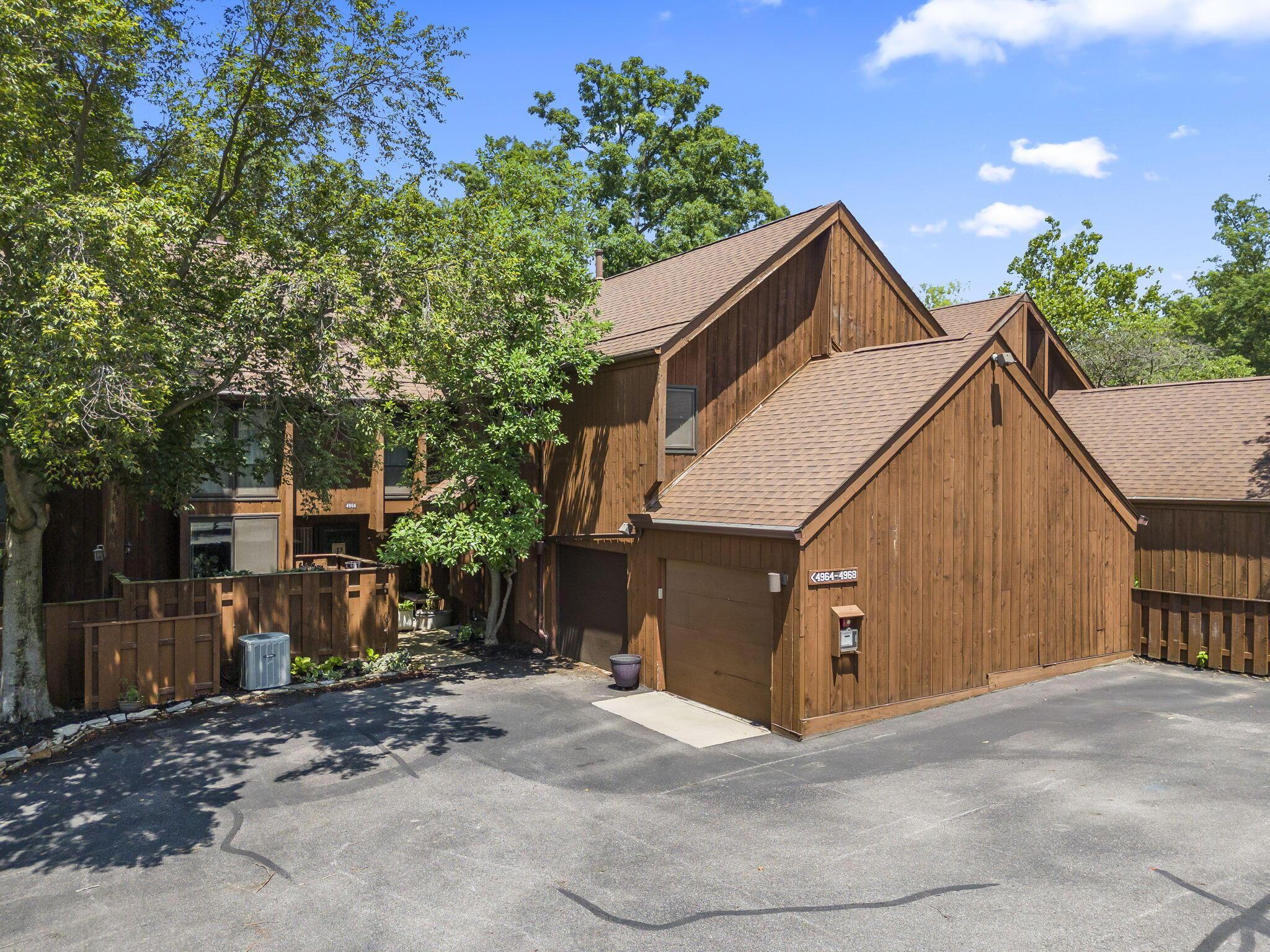 4968 Wintersong Lane, 10