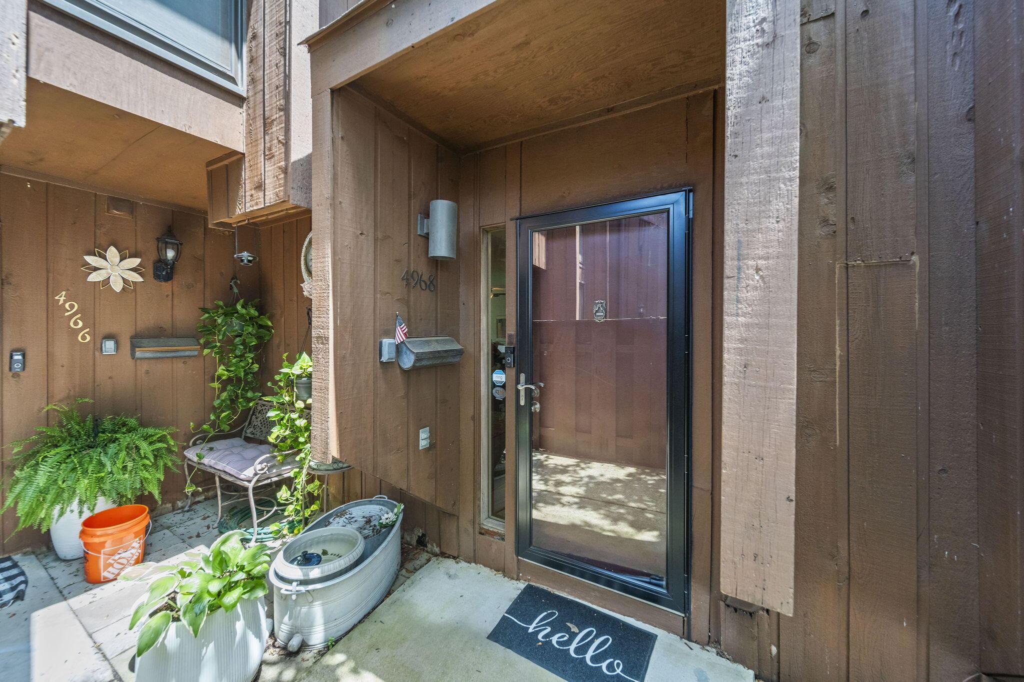 4968 Wintersong Lane, 10