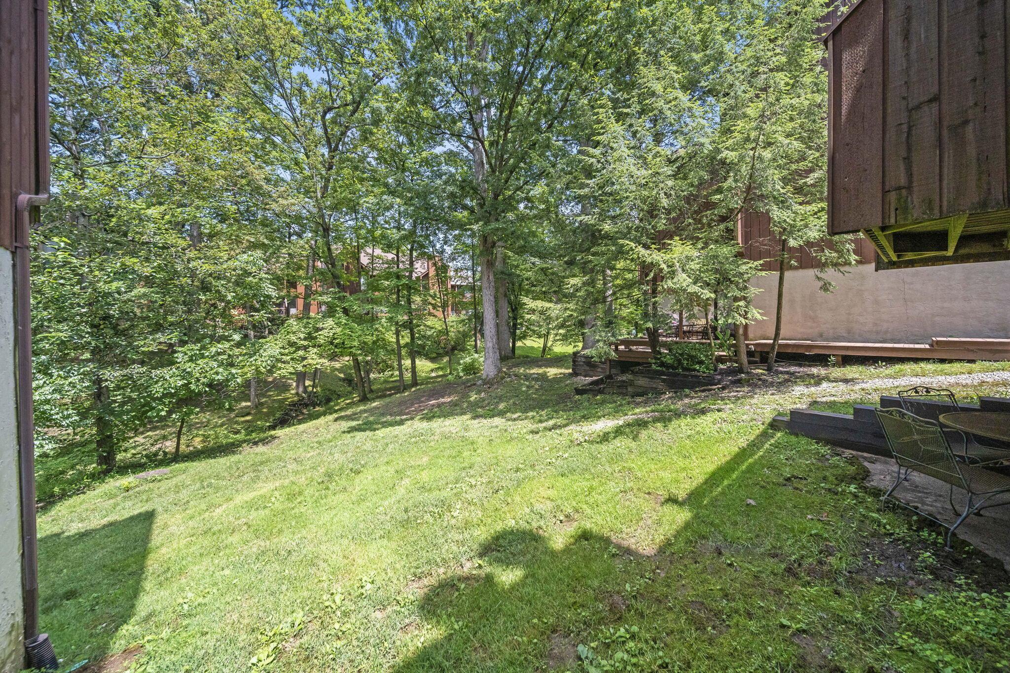 4968 Wintersong Lane, 10