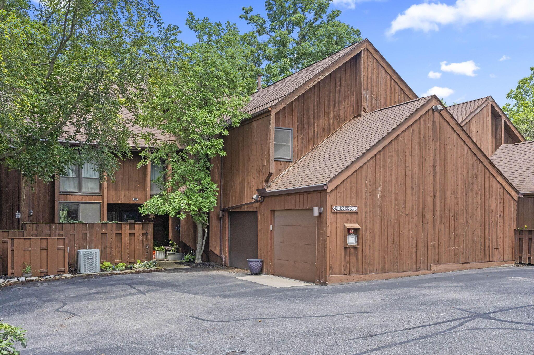 4968 Wintersong Lane, 10