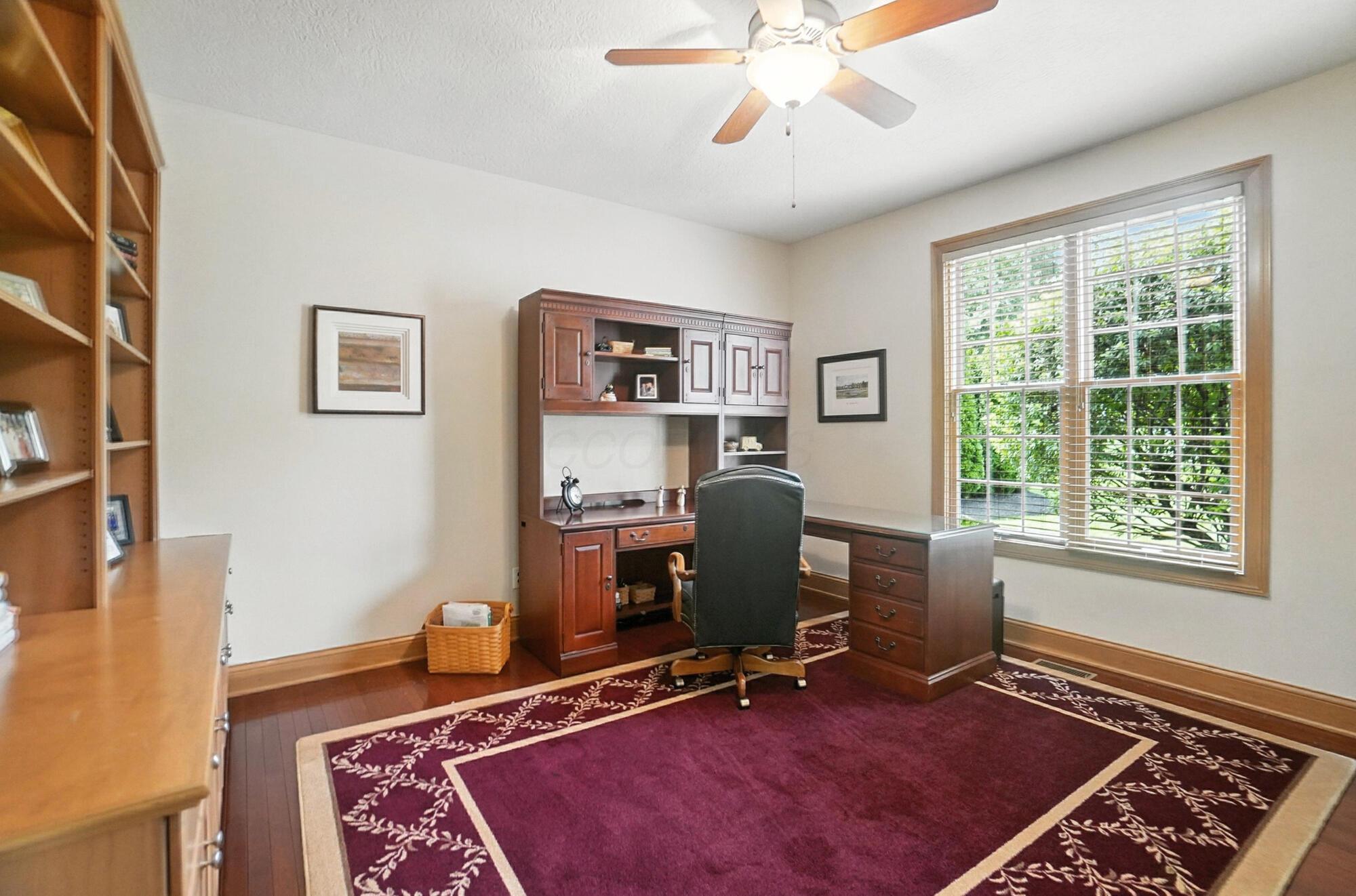 5720 Medallion Drive W