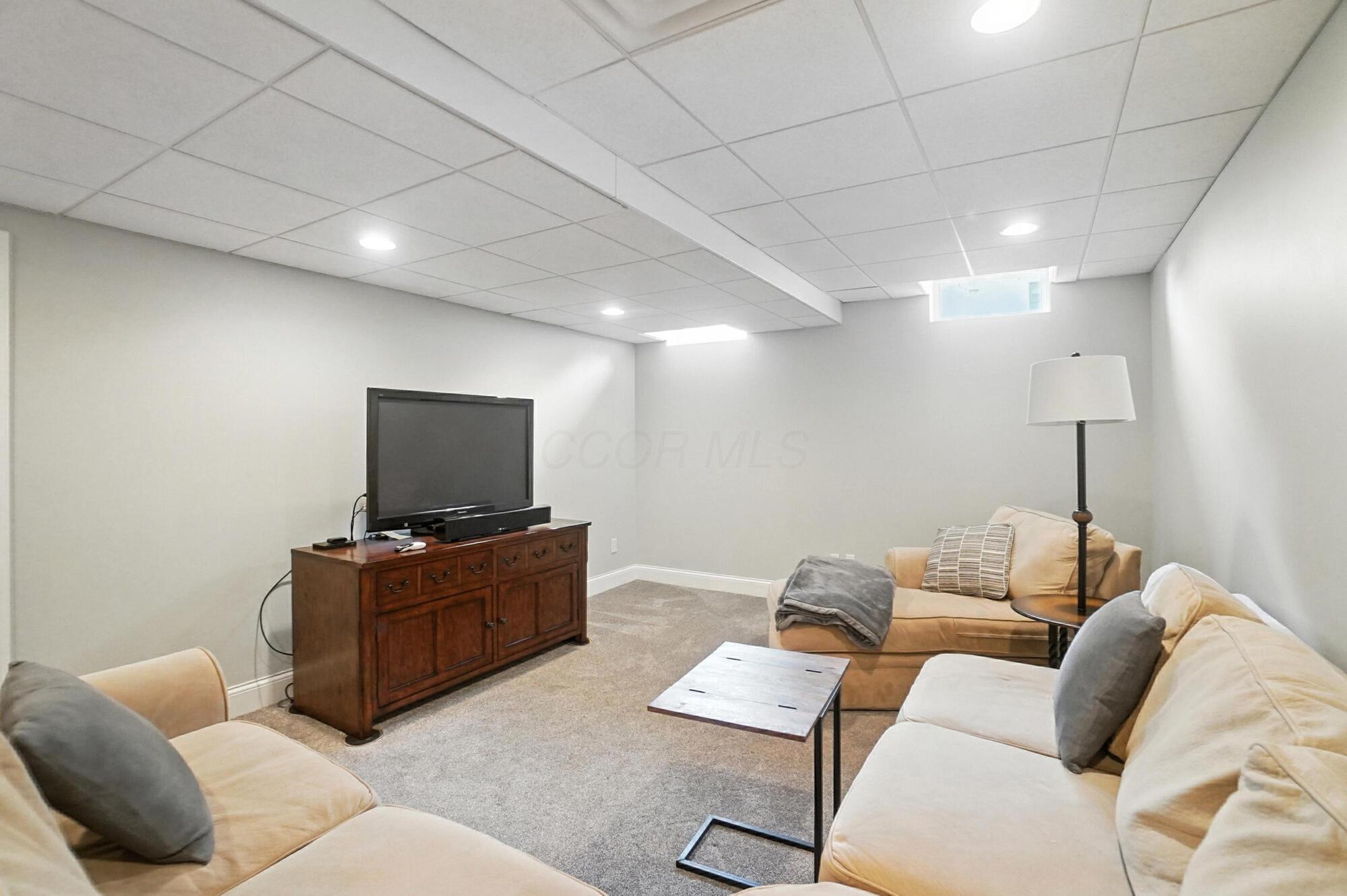 5720 Medallion Drive W