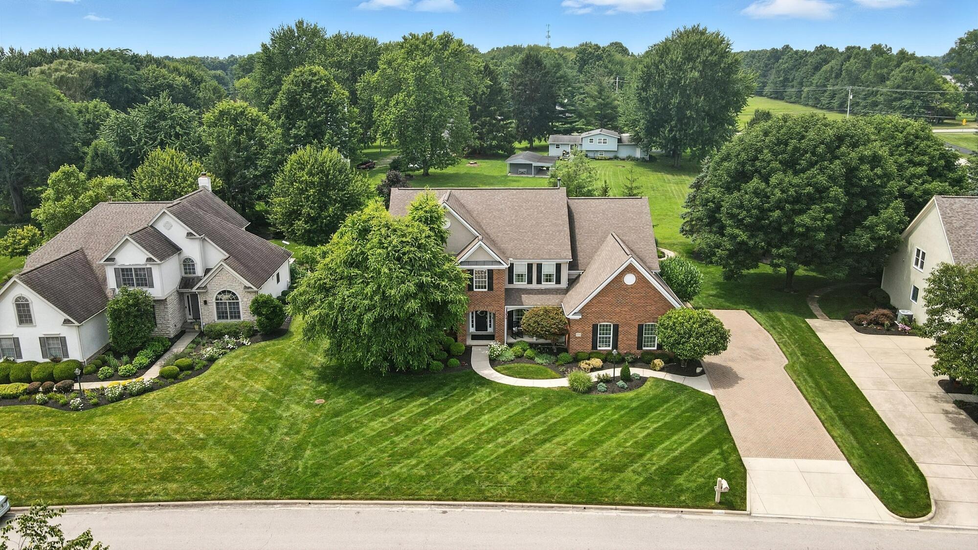 5720 Medallion Drive W