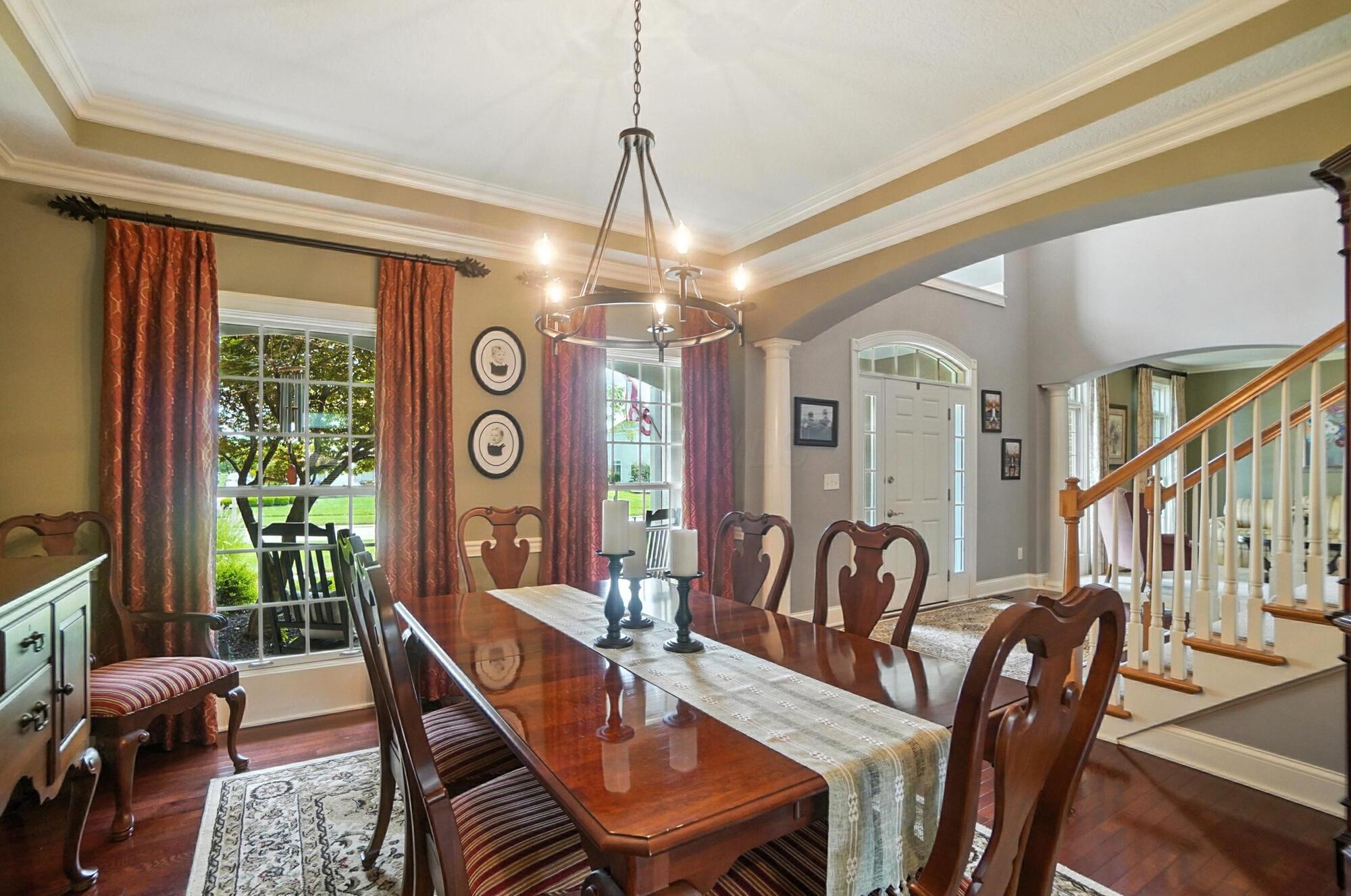 5720 Medallion Drive W