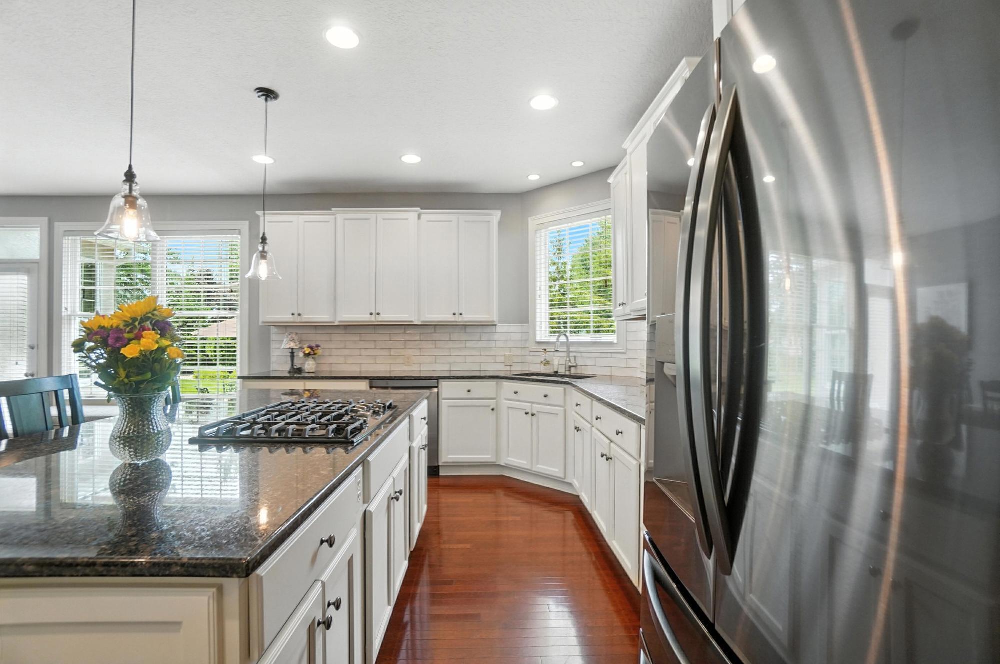 5720 Medallion Drive W