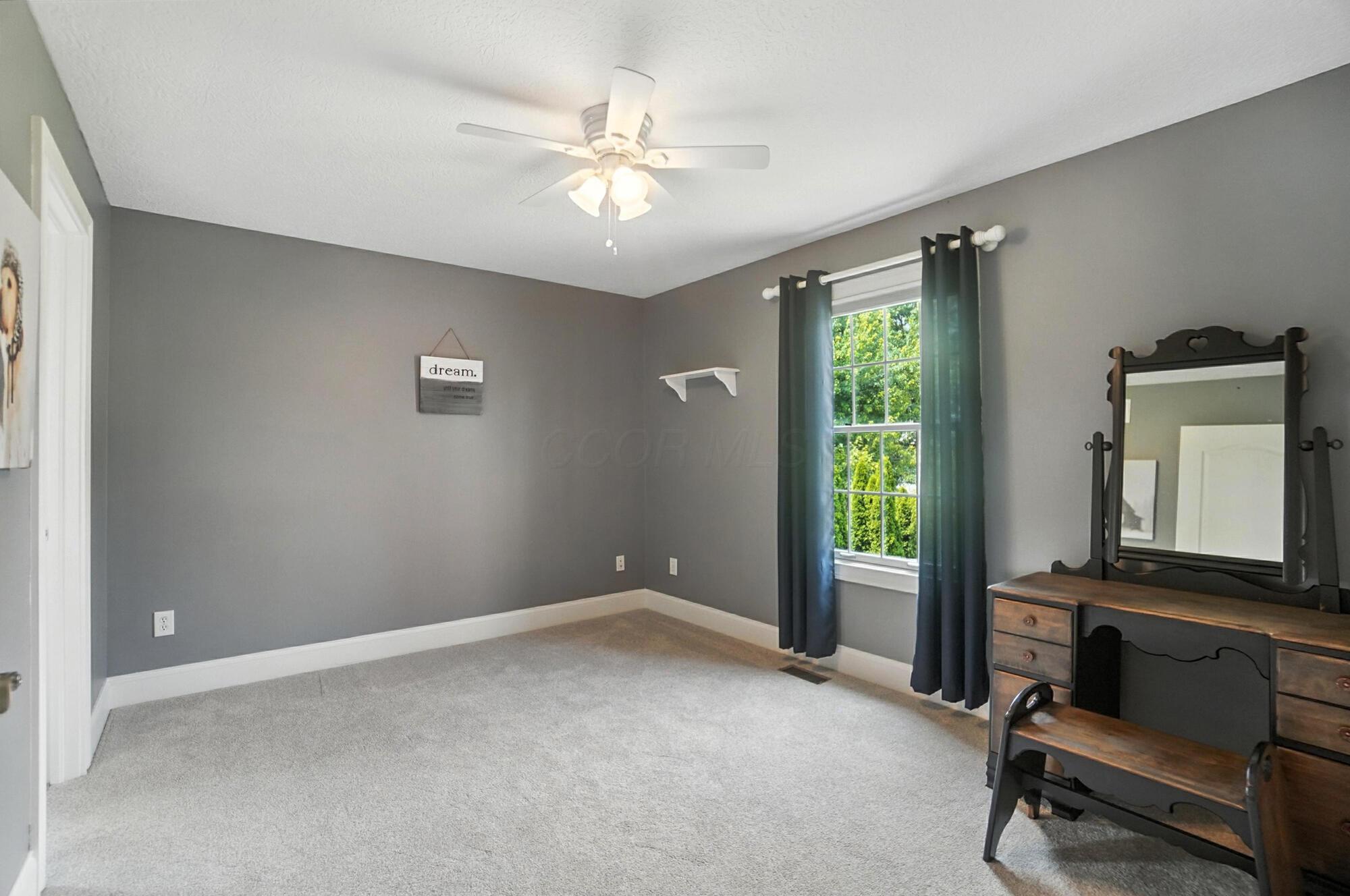 5720 Medallion Drive W