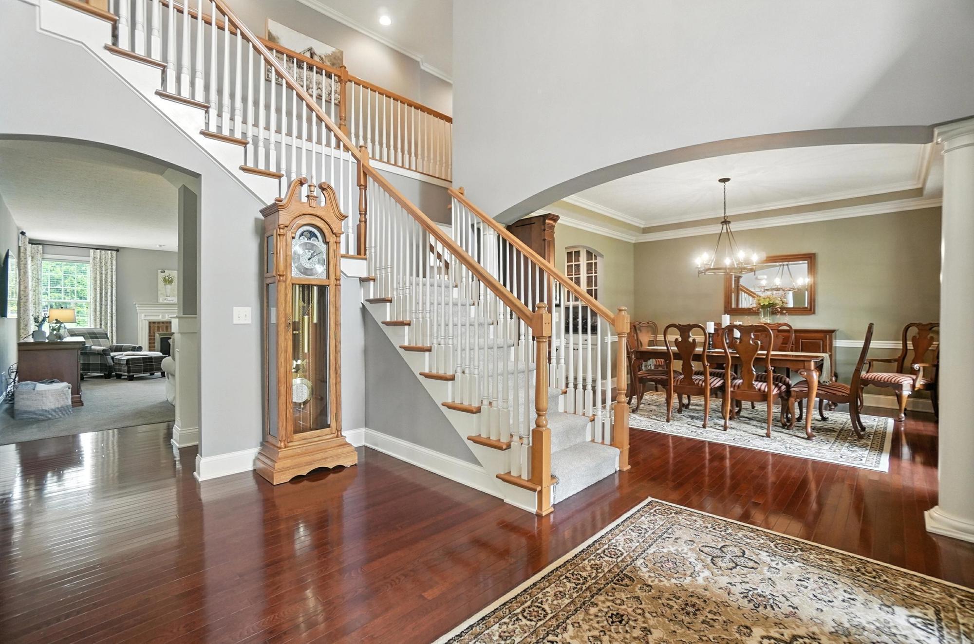 5720 Medallion Drive W