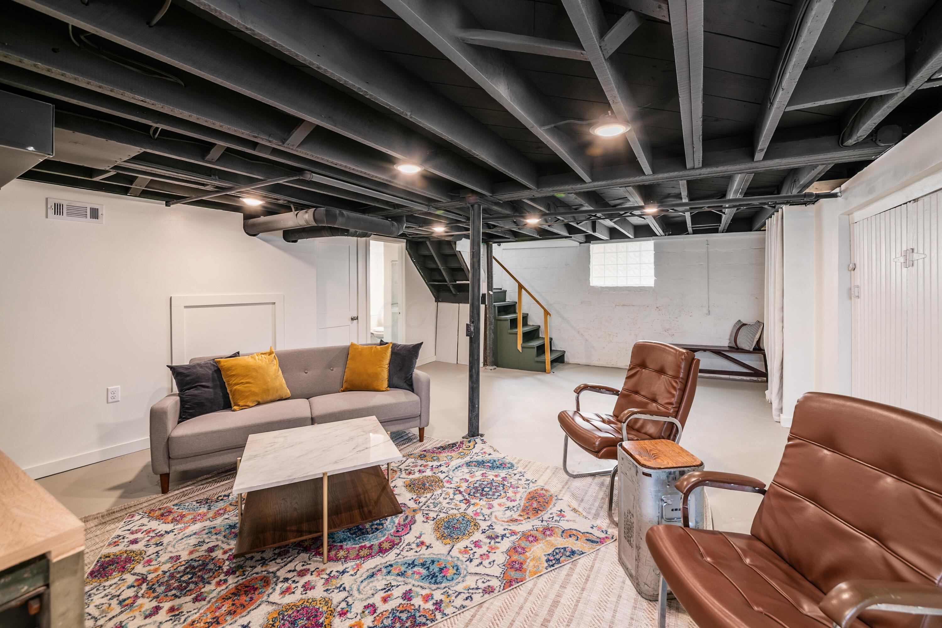 219 E Como Avenue