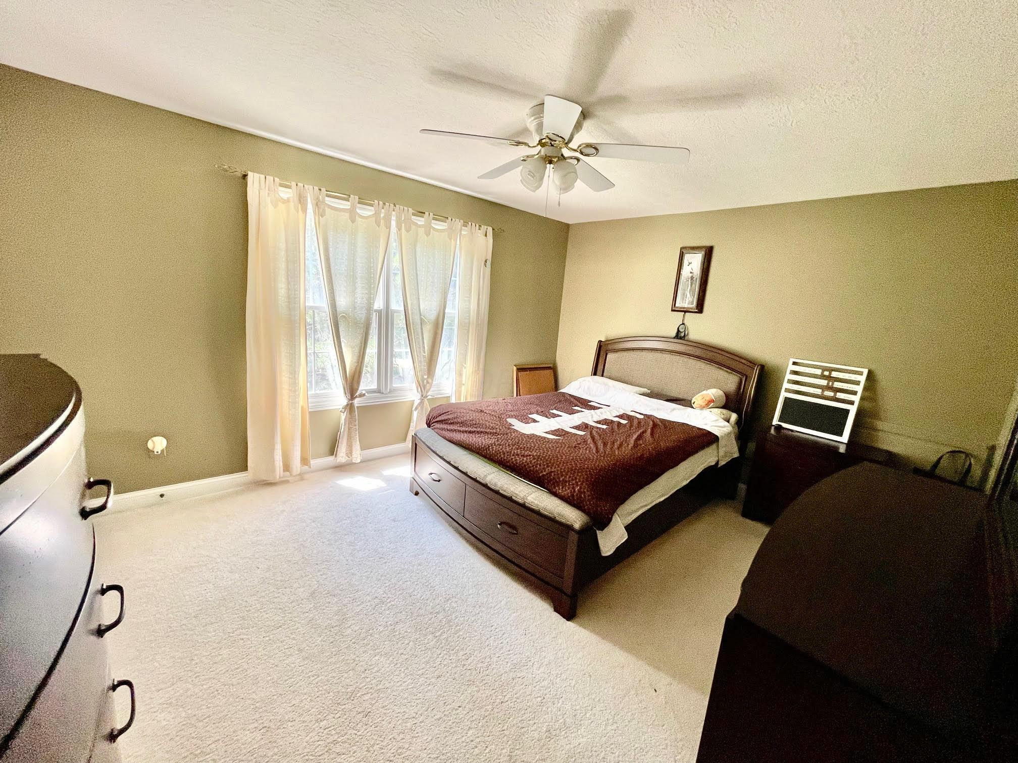 5386 Medallion Drive W