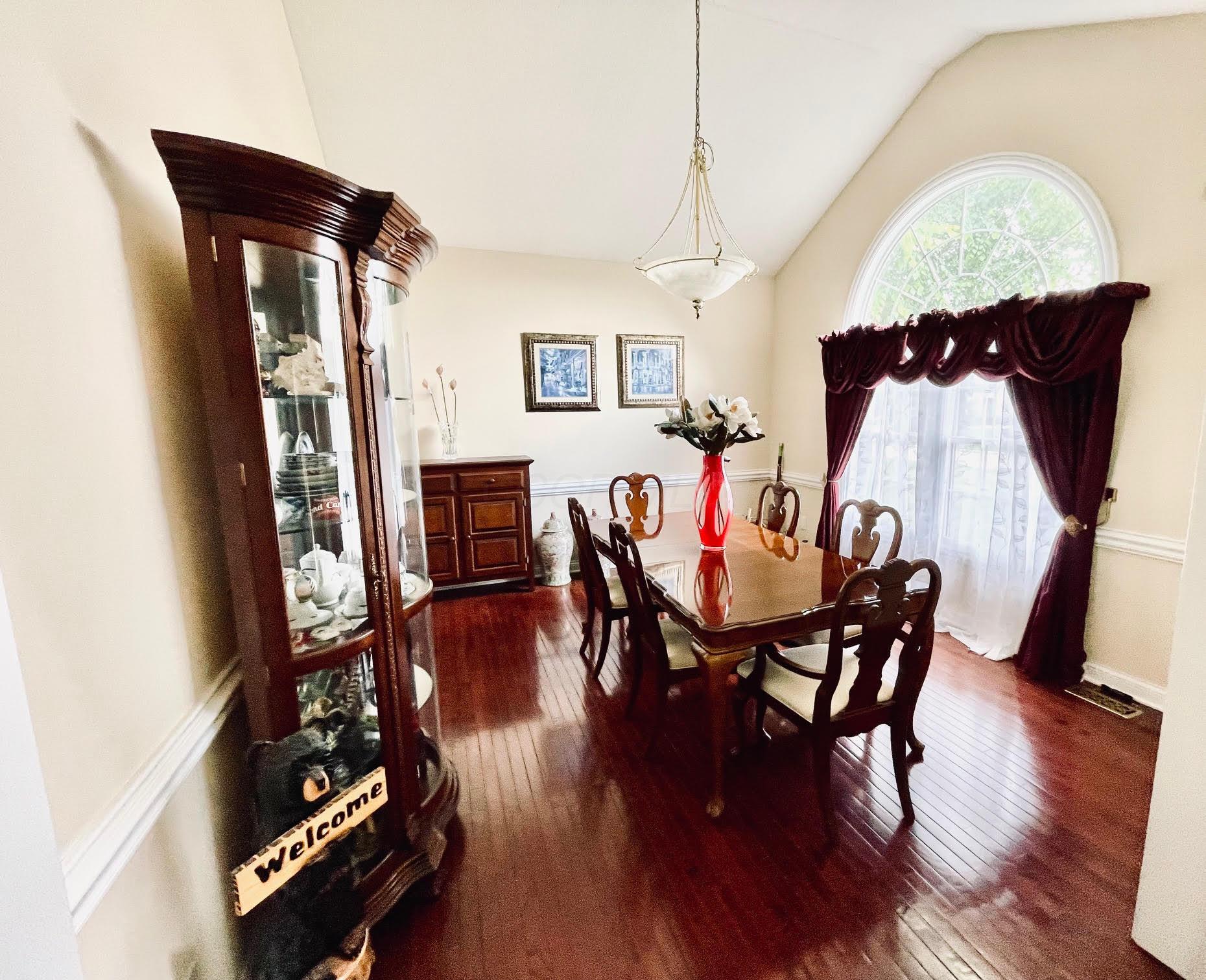 5386 Medallion Drive W