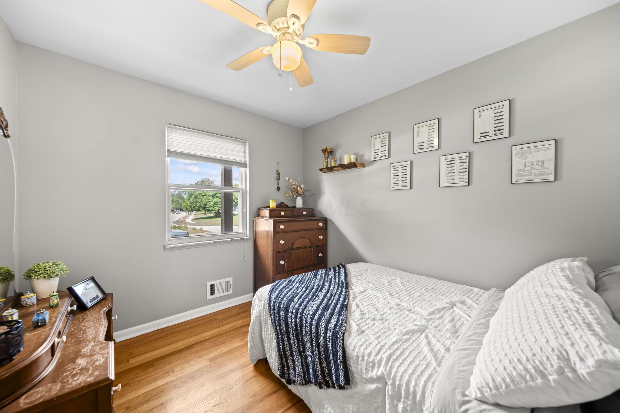 518 E Clearview Avenue