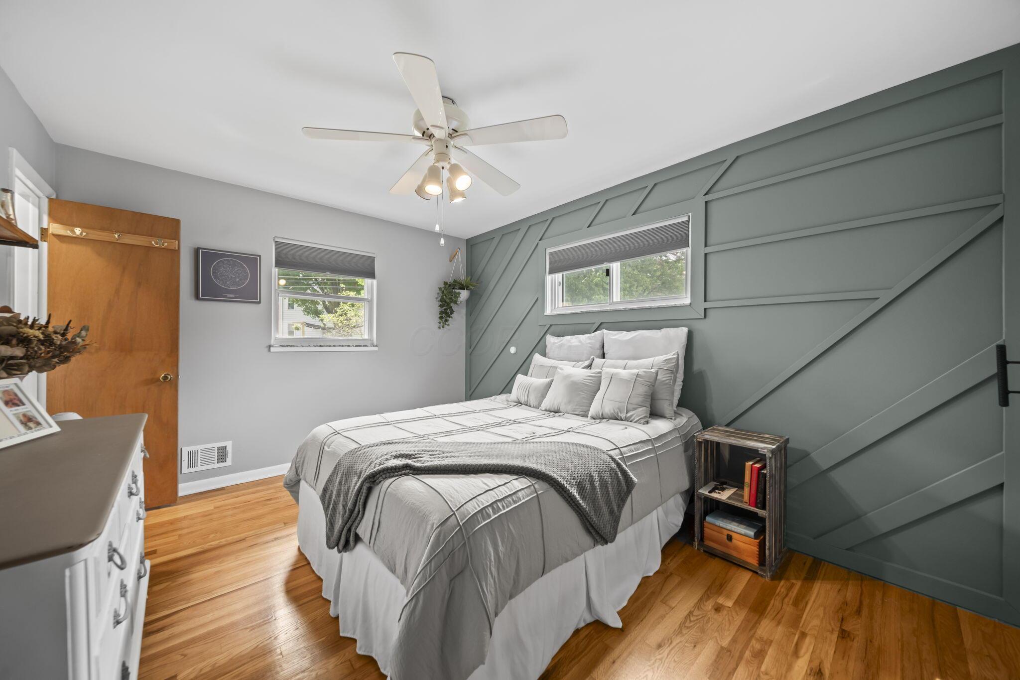 518 E Clearview Avenue