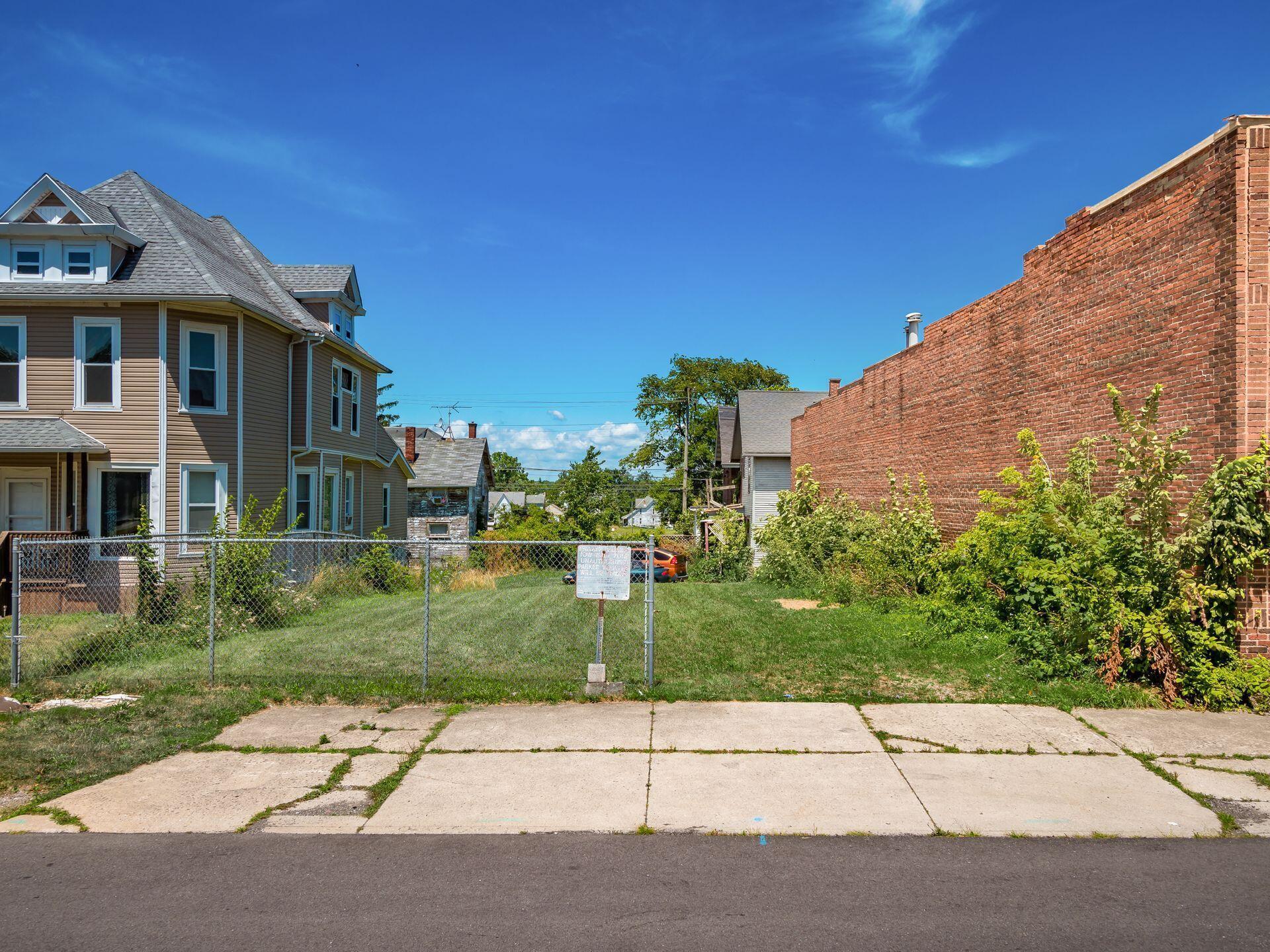 210 W 3rd Street