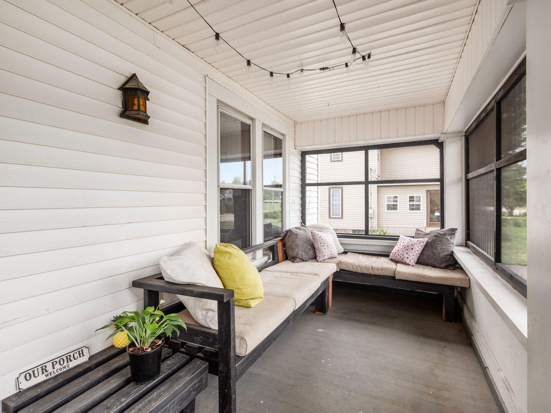 371 W North Street