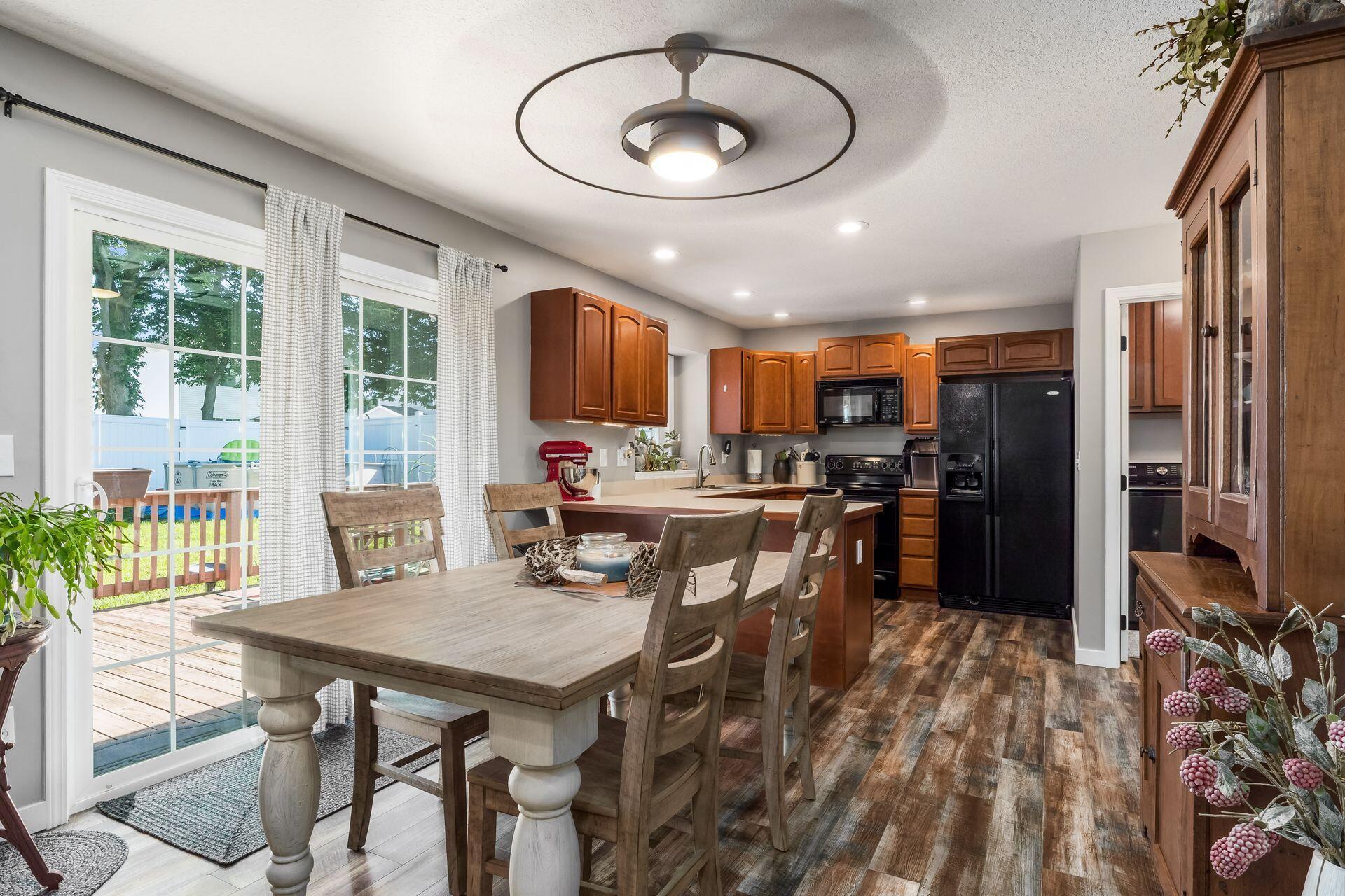 524 Wildflower Drive