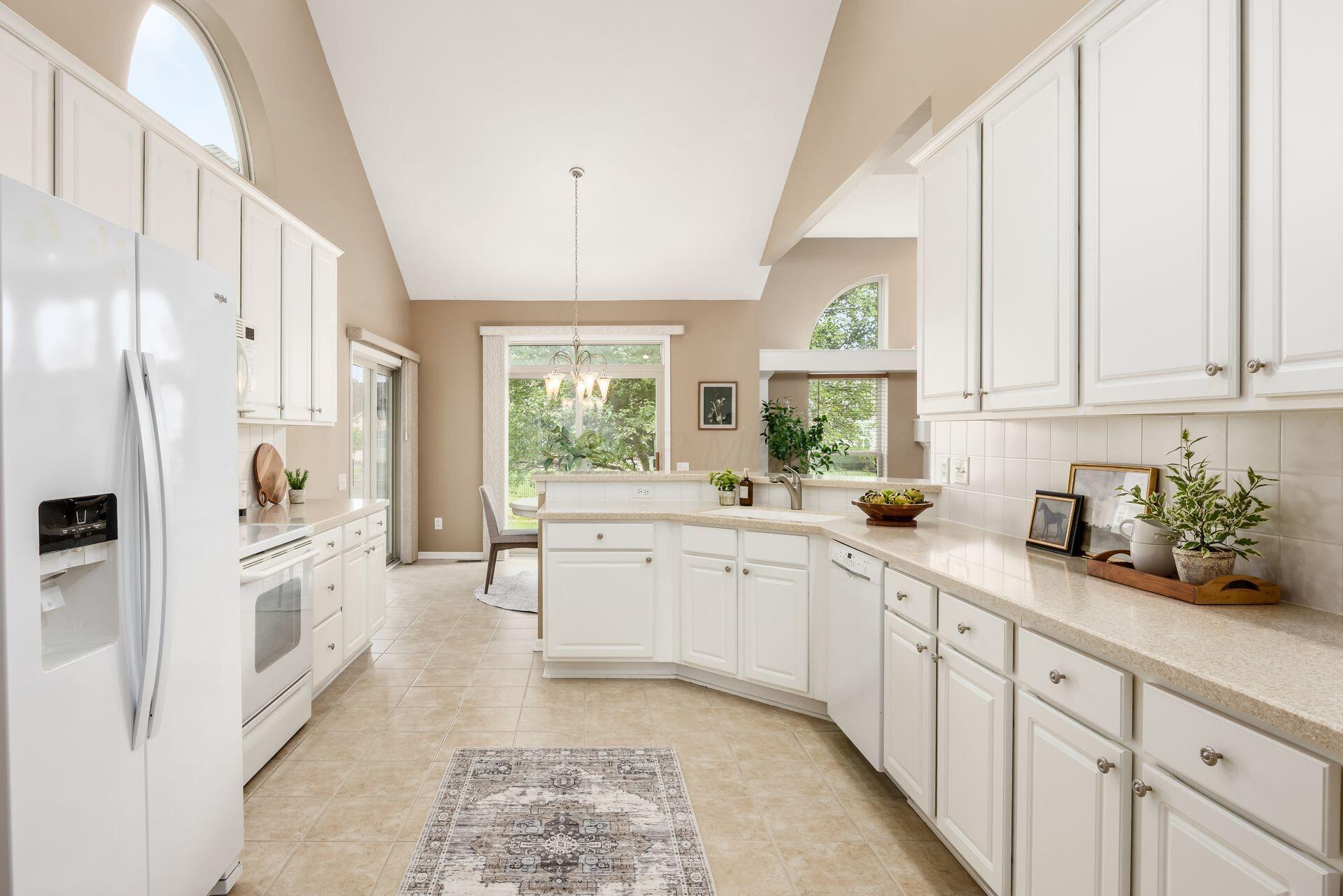 6493 Bromfield Drive