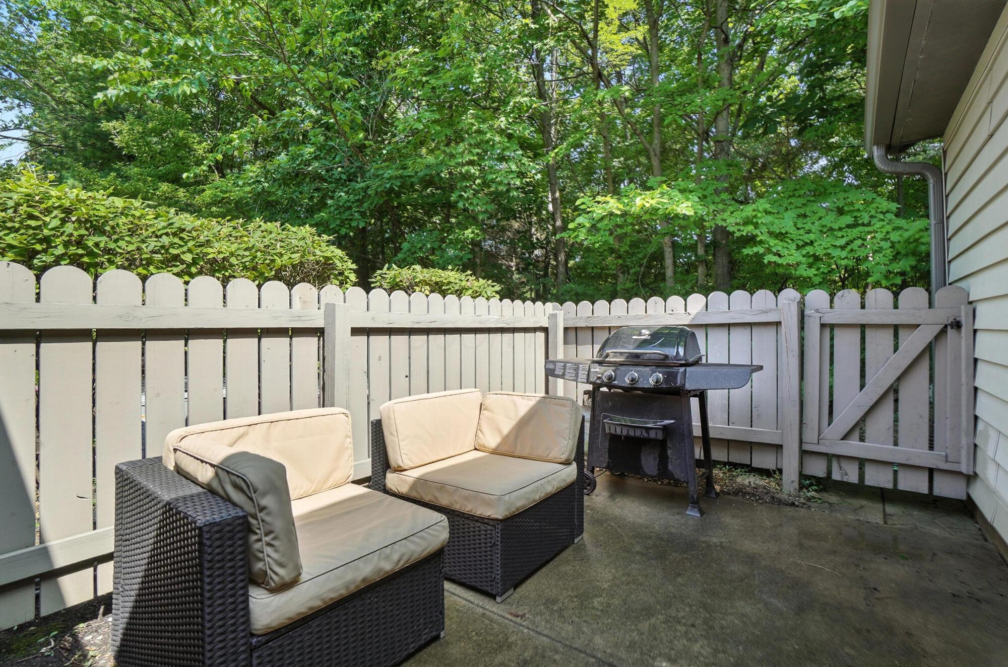321 Hidden Ravines Drive