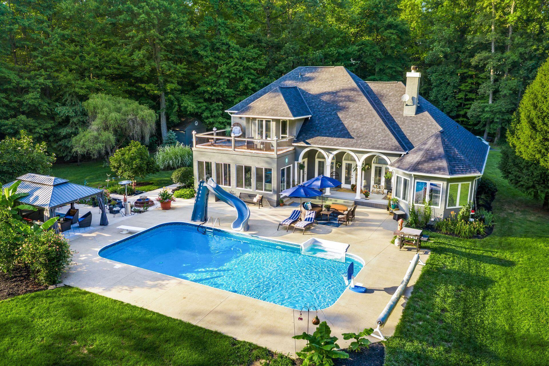 6003 Nichols Lane