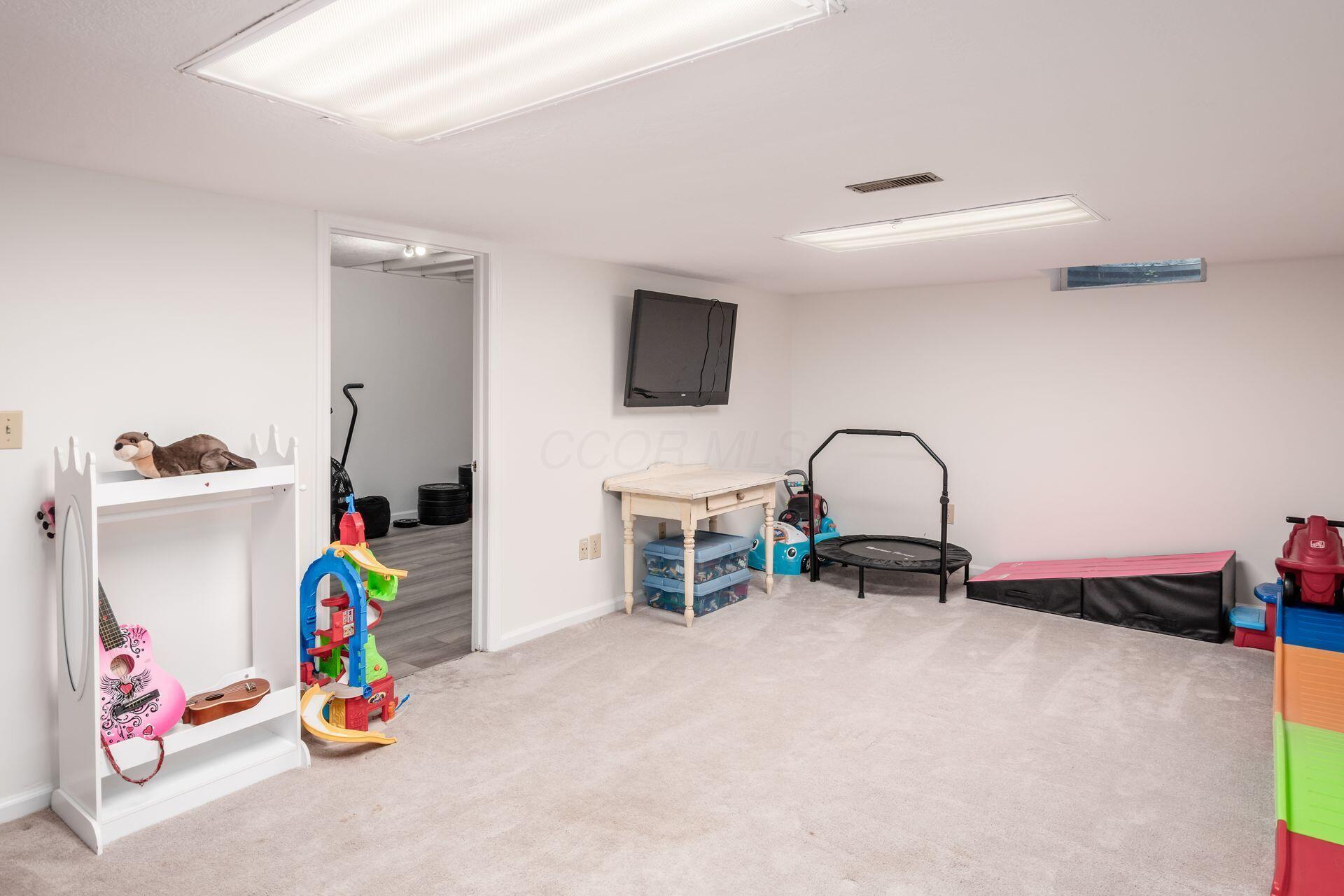 568 Kingfisher Drive