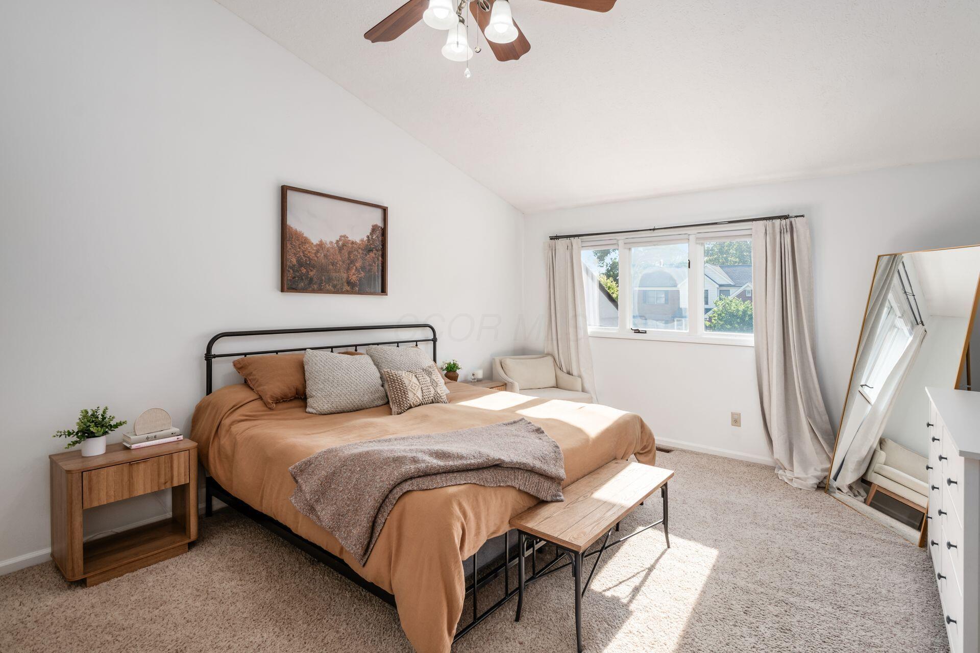 568 Kingfisher Drive