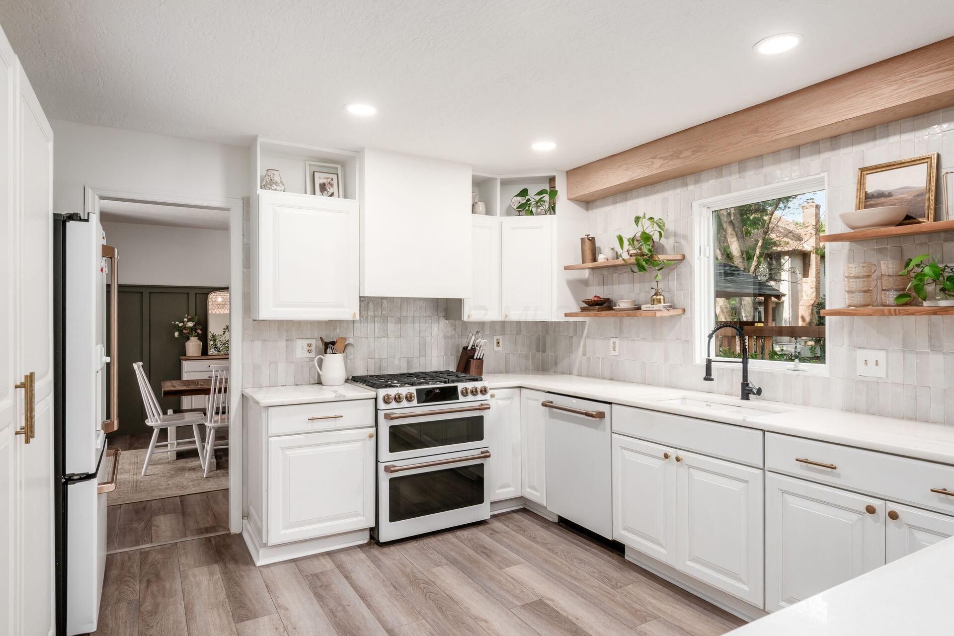 568 Kingfisher Drive