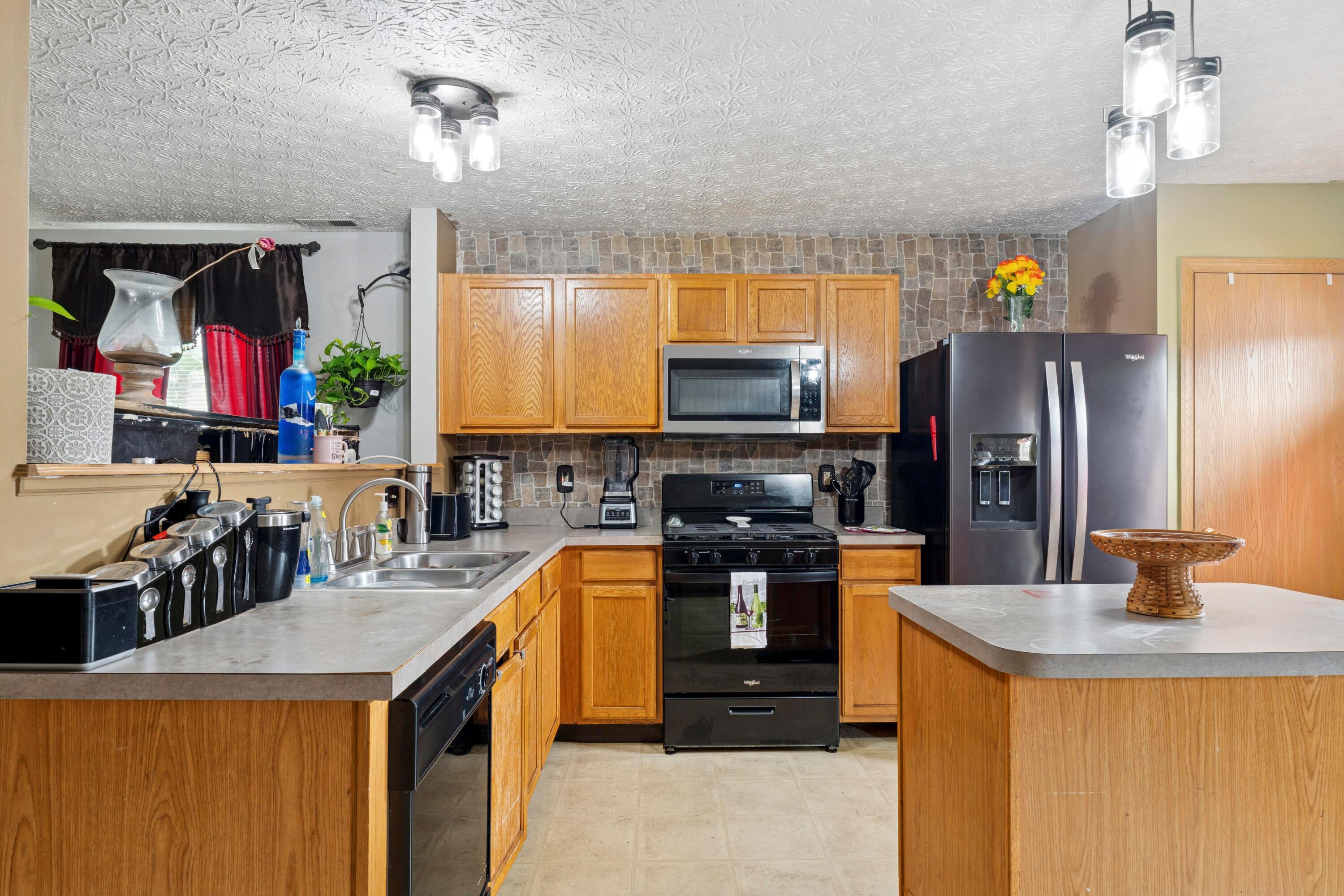 5436 Englecrest Drive