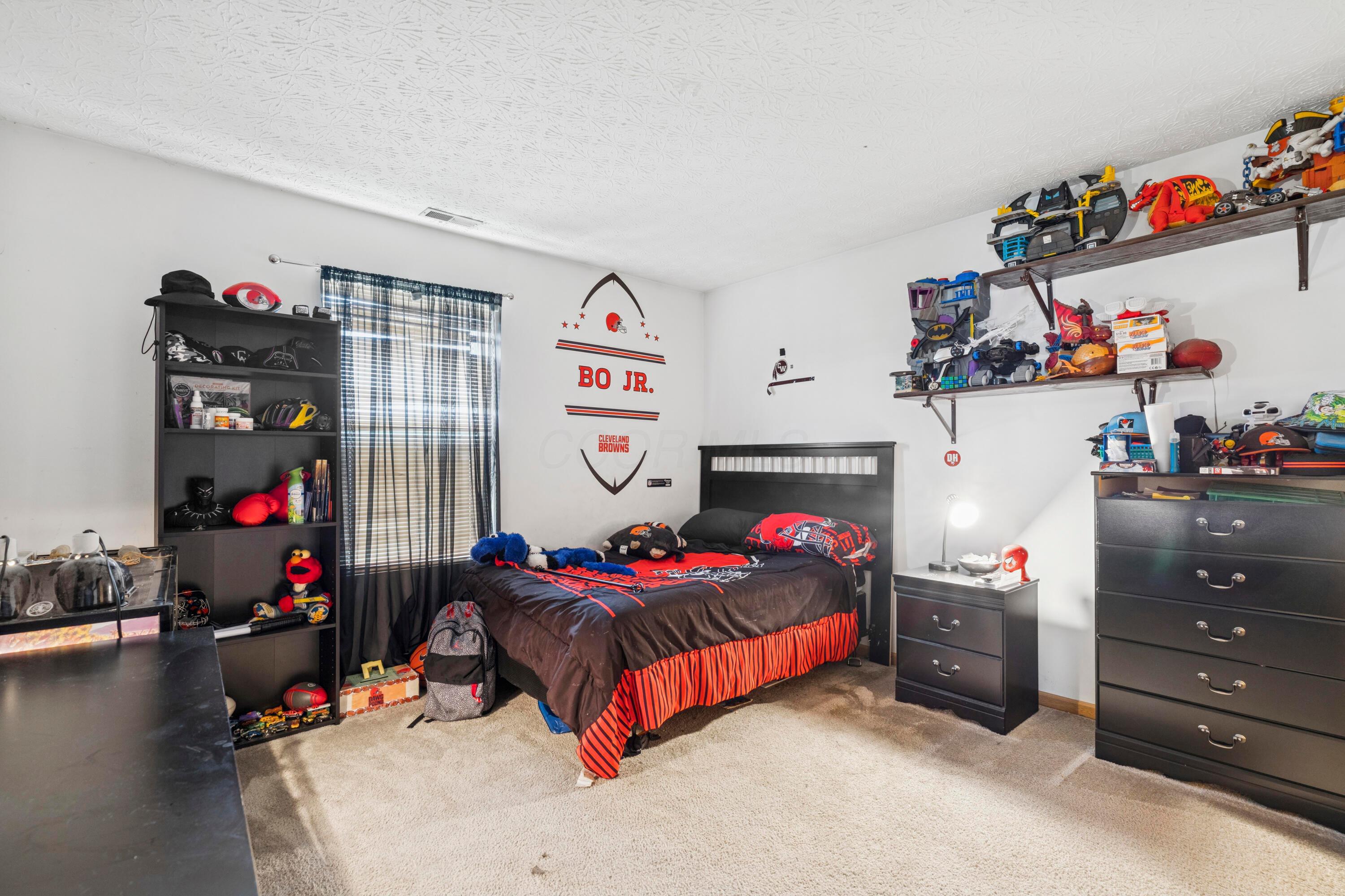 5436 Englecrest Drive