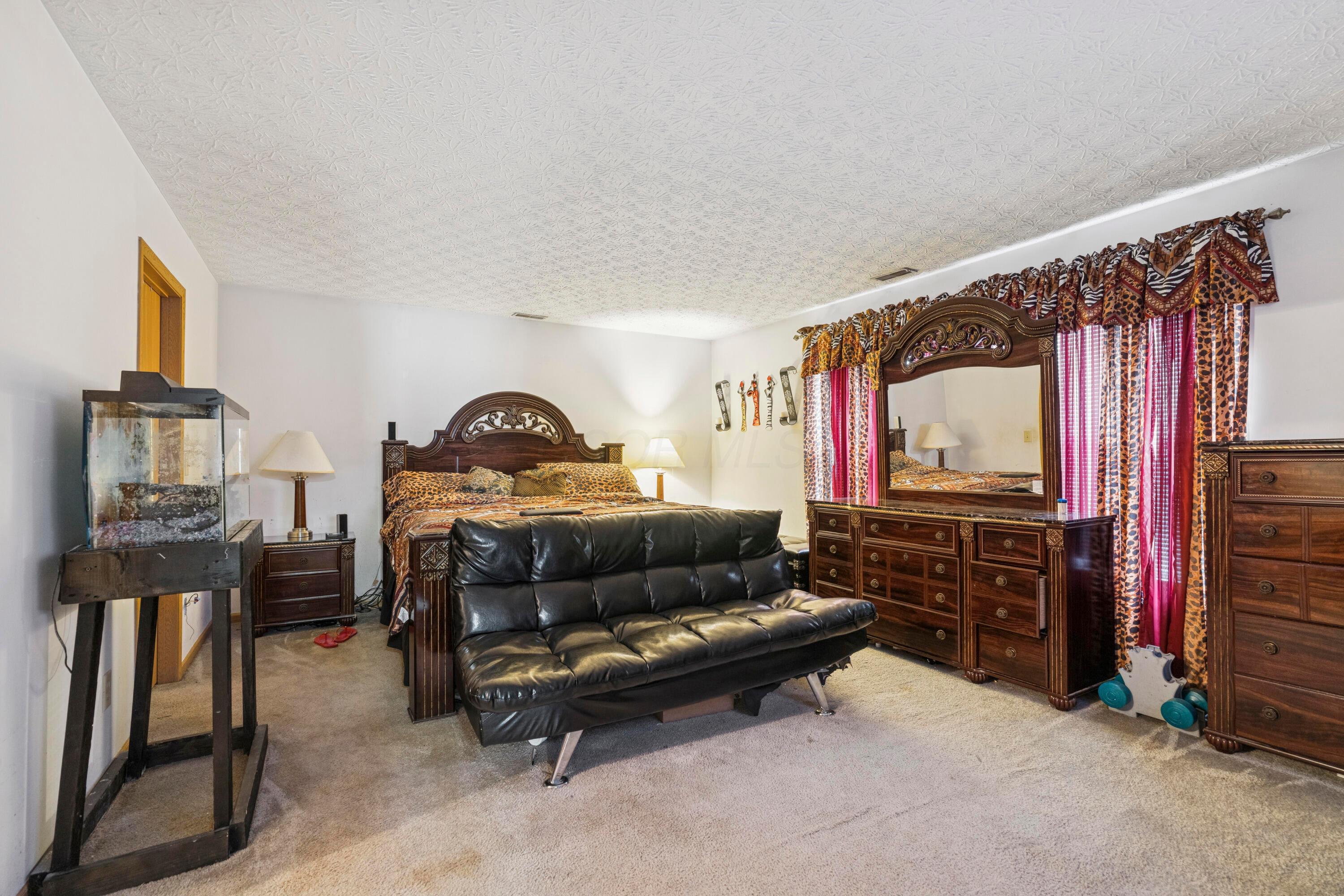 5436 Englecrest Drive