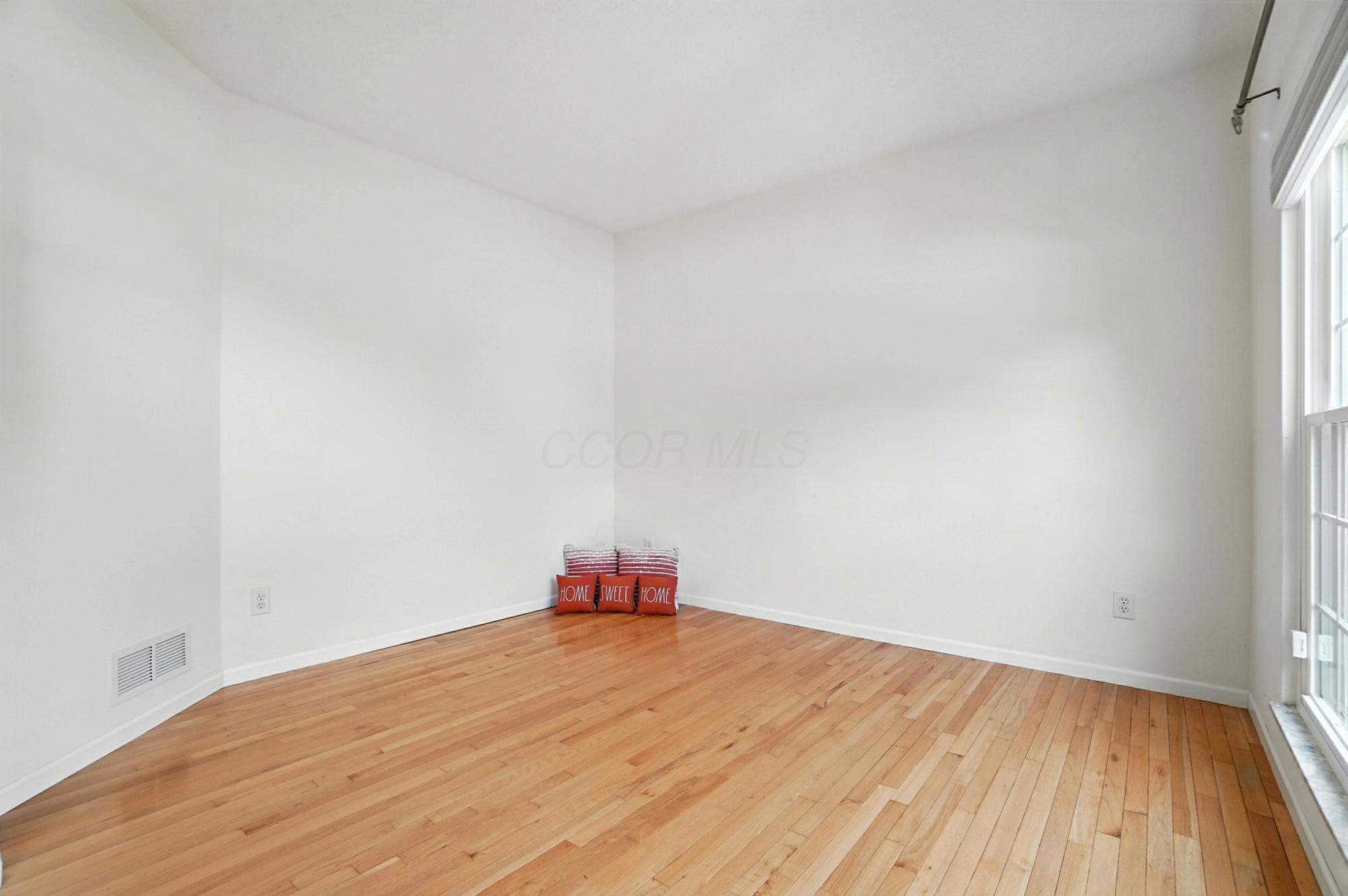 5424 Ainsley Drive
