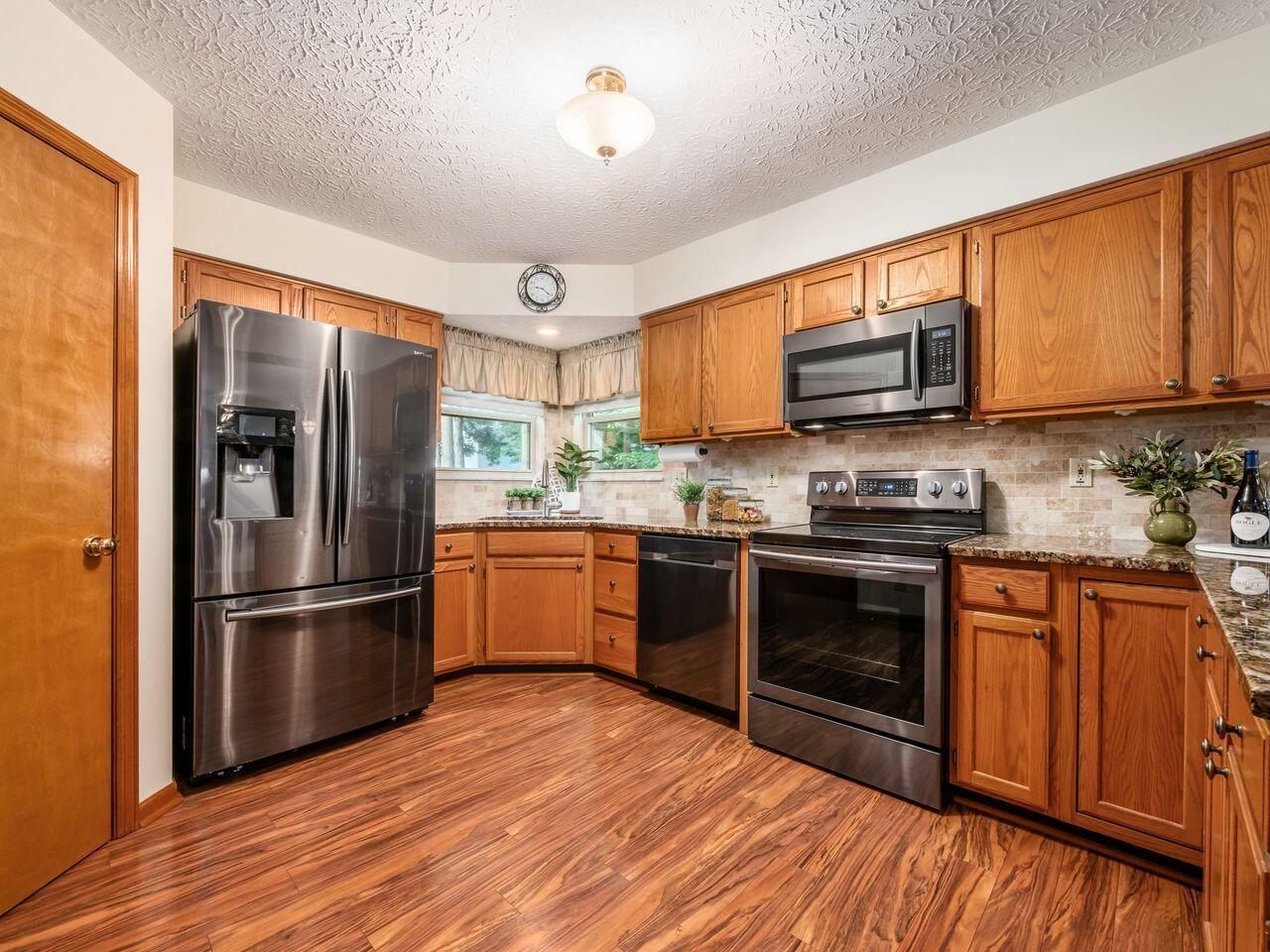 6199 Brenthurst Drive