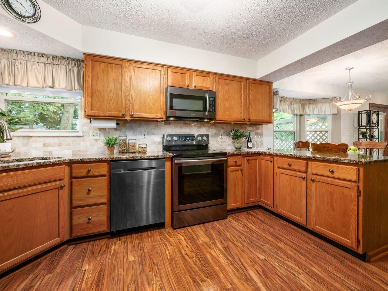 6199 Brenthurst Drive