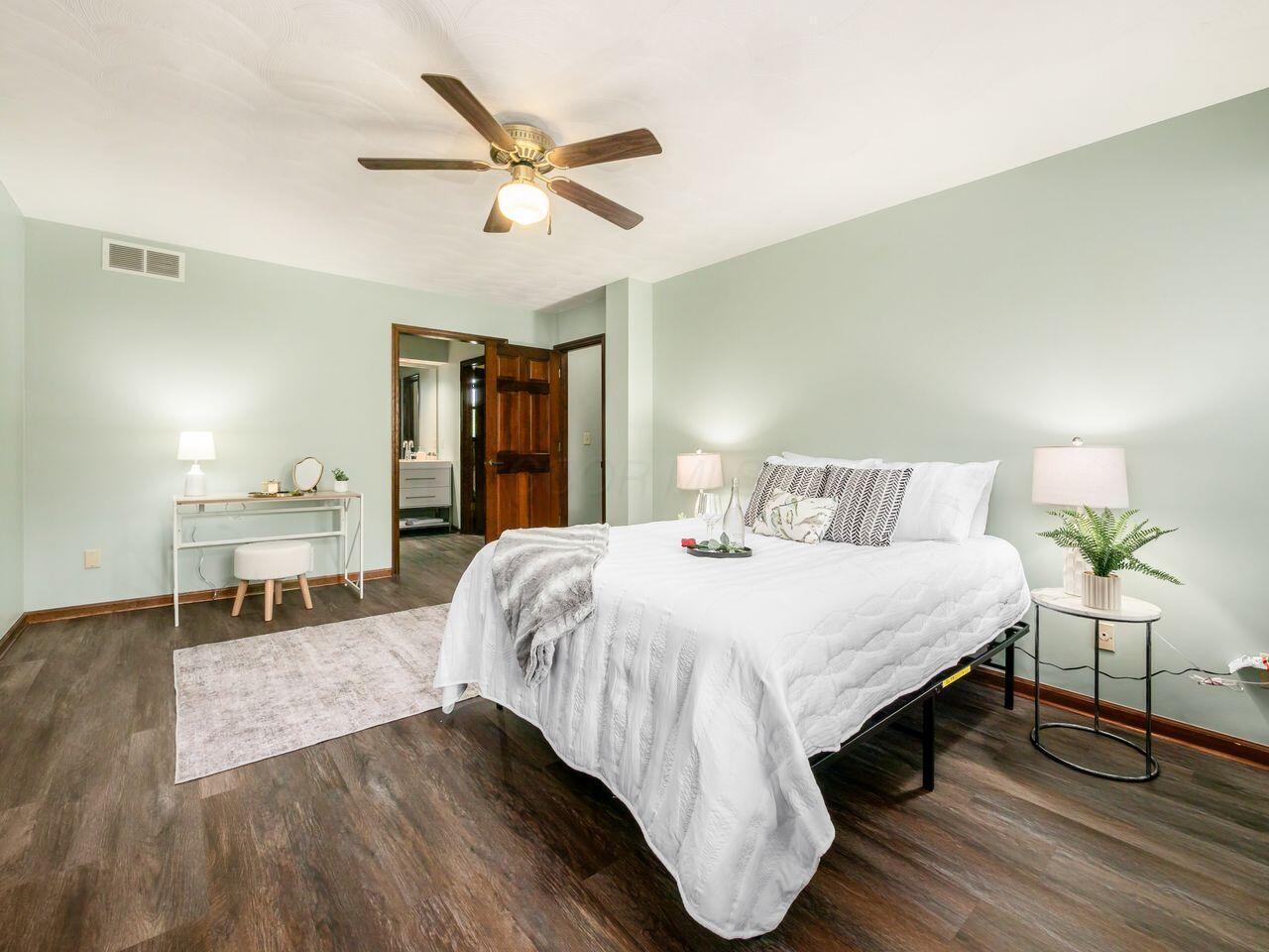 613 Valley Wood Court