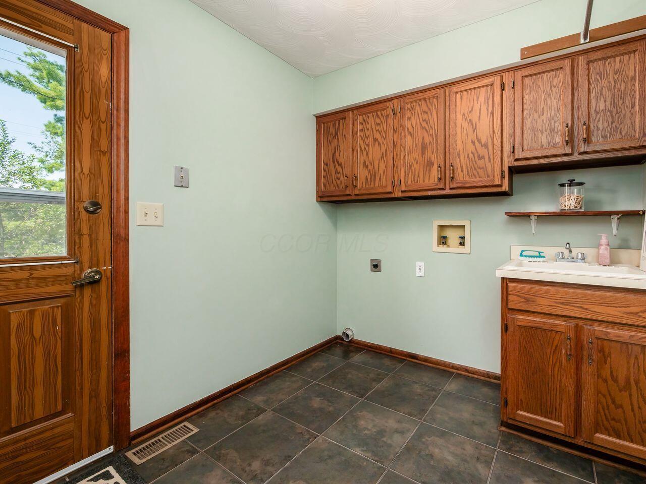 613 Valley Wood Court