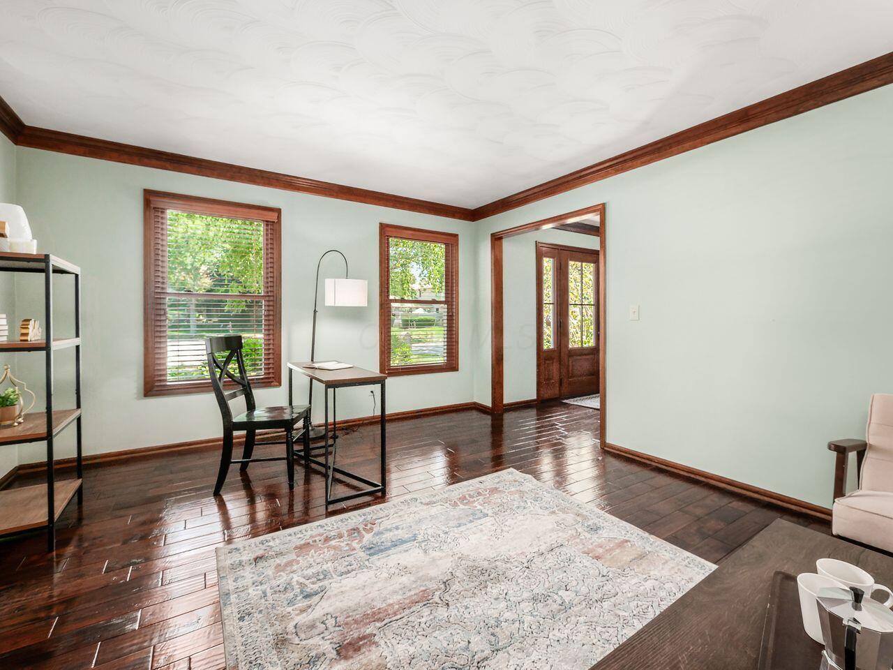 613 Valley Wood Court