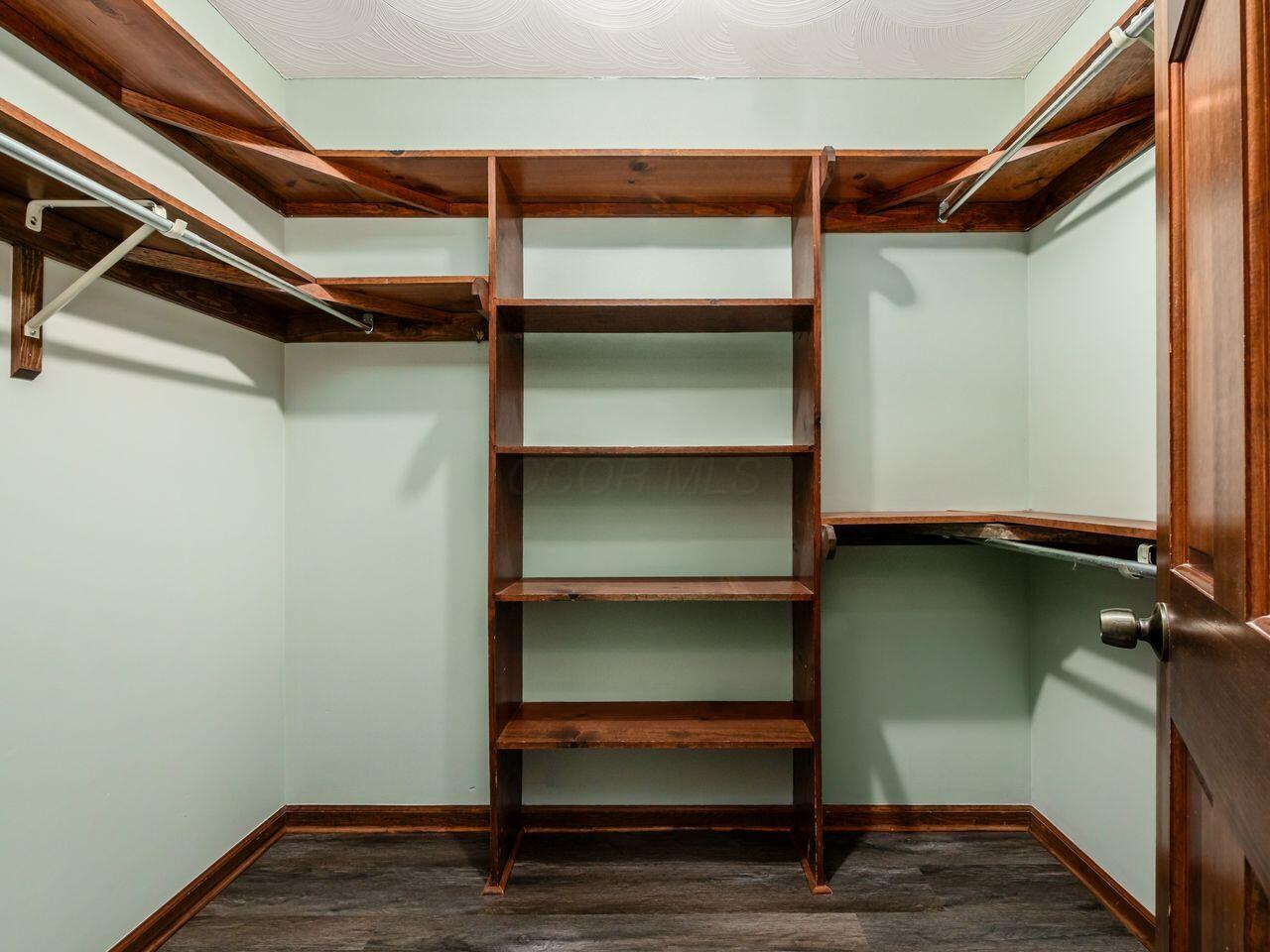 613 Valley Wood Court