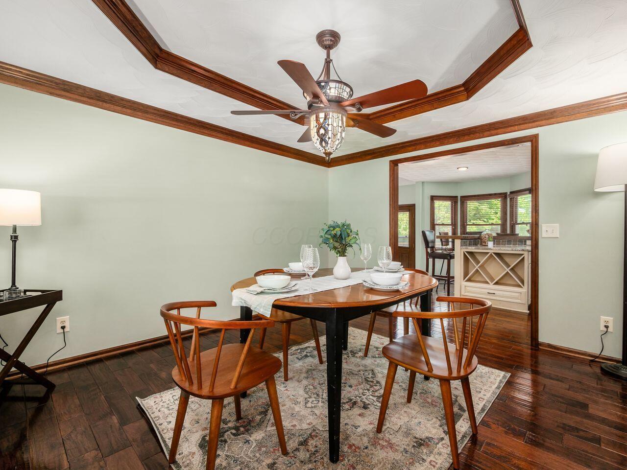 613 Valley Wood Court