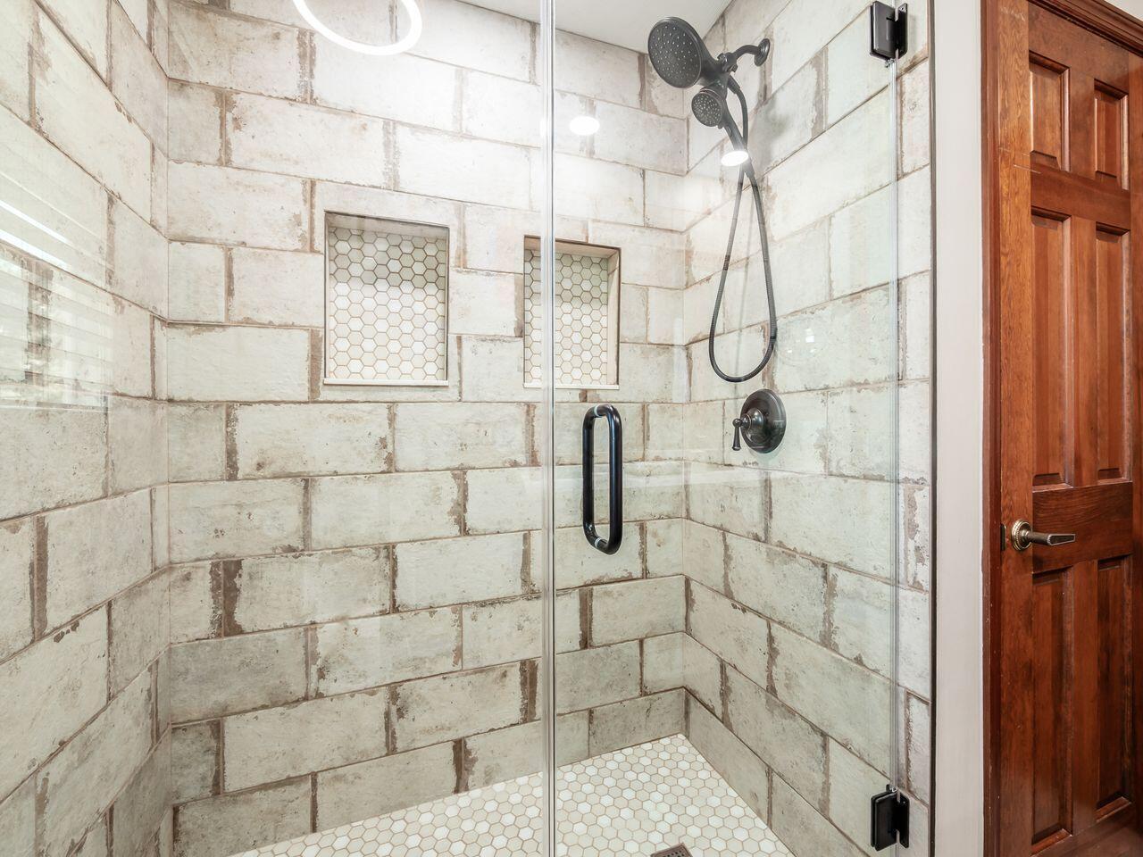 613 Valley Wood Court