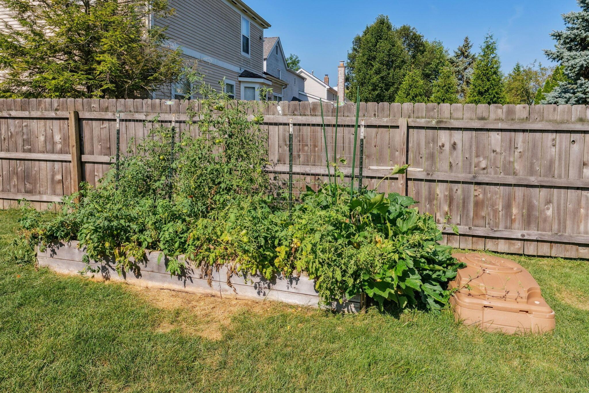 5318 Whispering Oak Boulevard