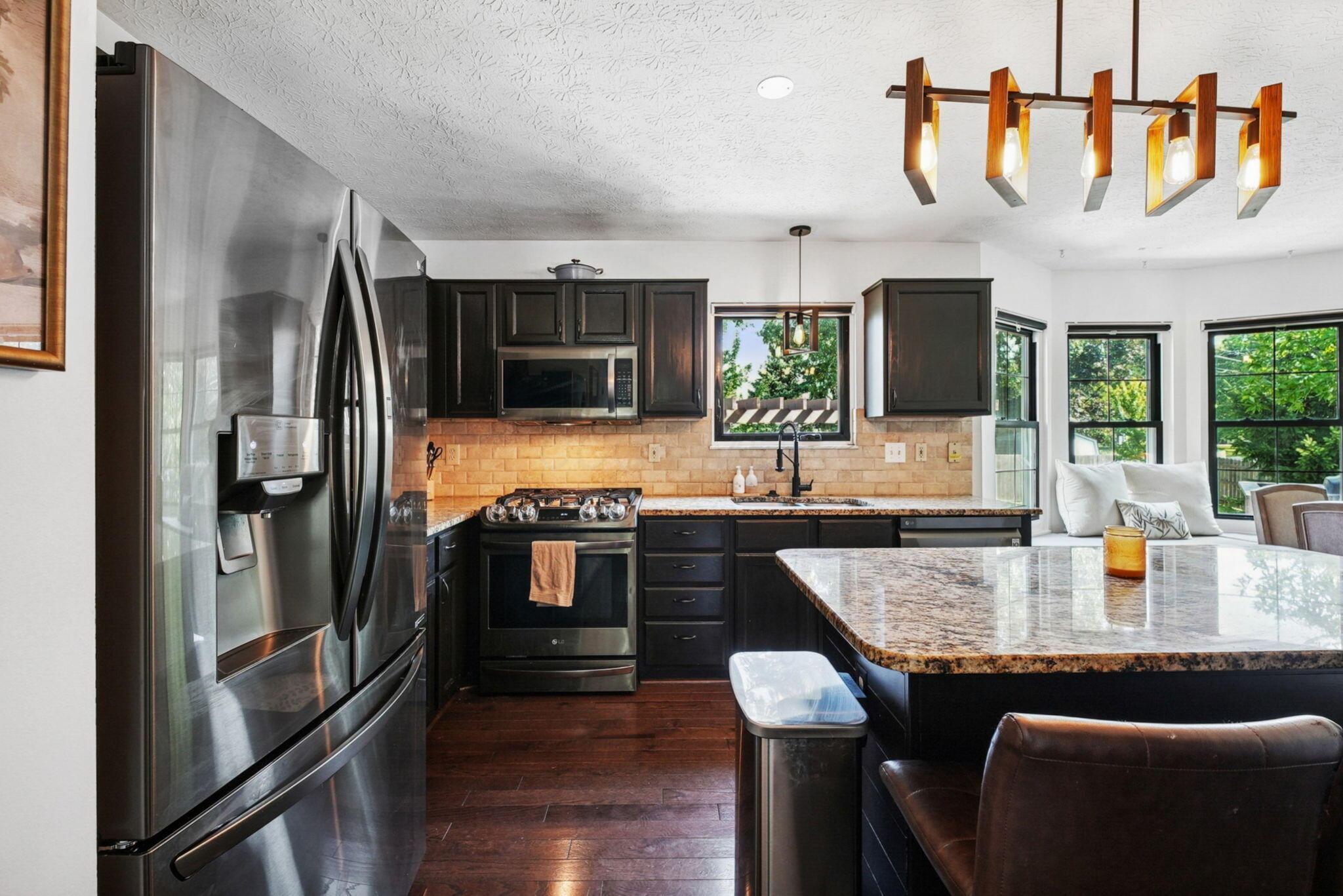 5318 Whispering Oak Boulevard