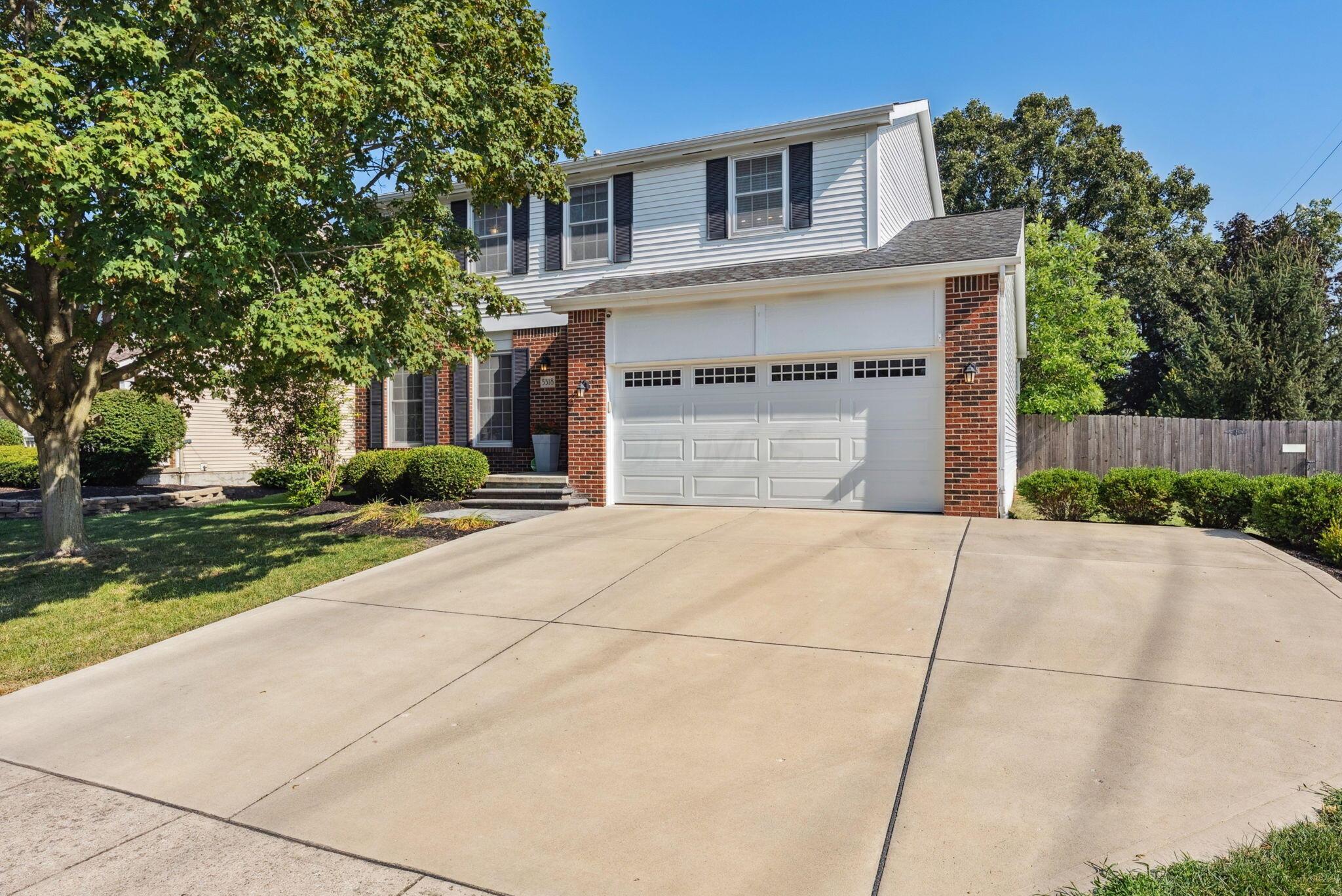 5318 Whispering Oak Boulevard