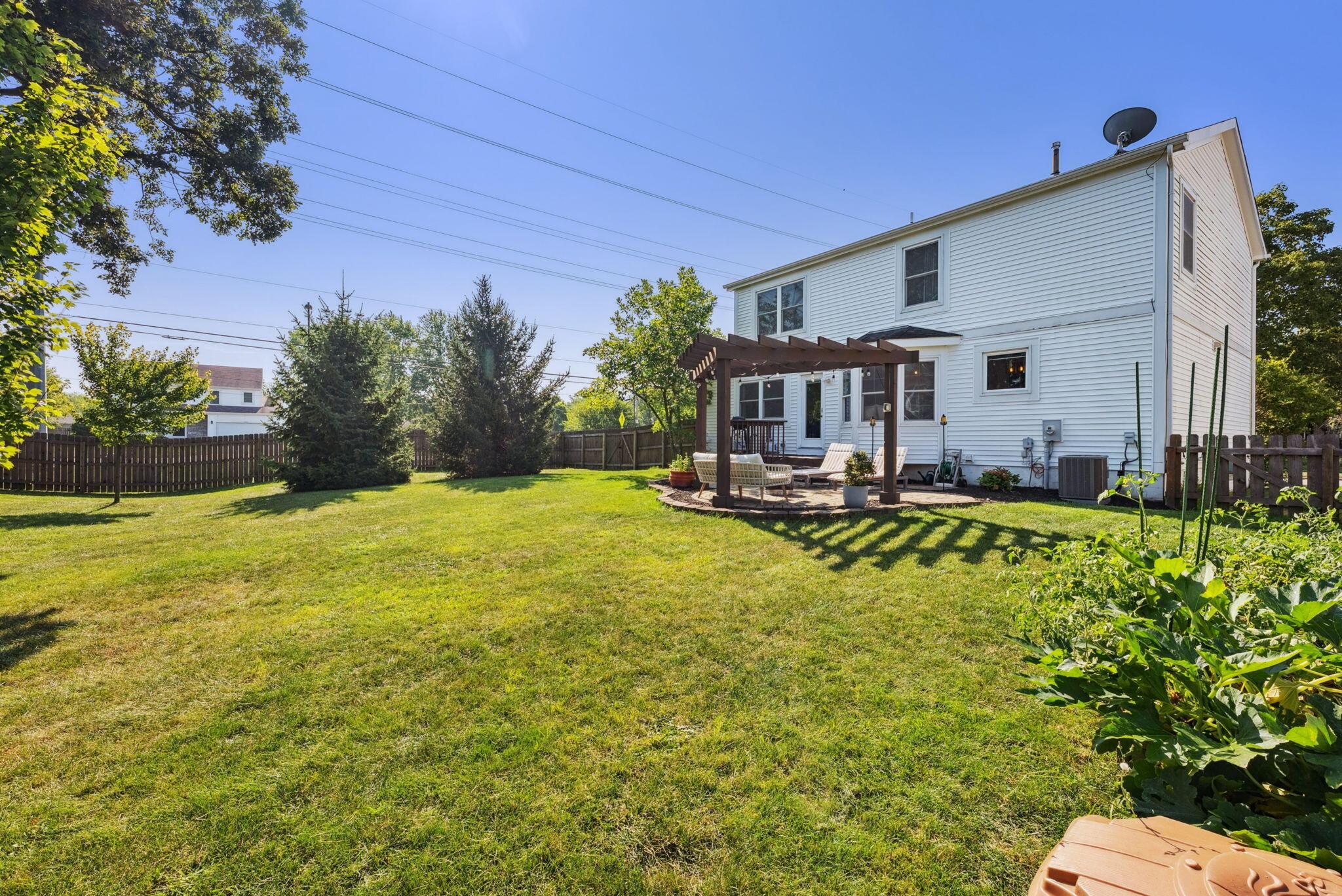 5318 Whispering Oak Boulevard